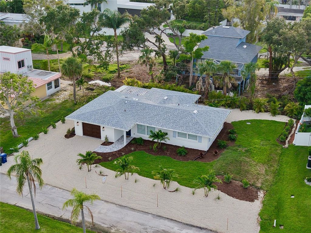 Photo of 1625 Idle Lane, Sarasota, FL 34231 (MLS # A4668964)