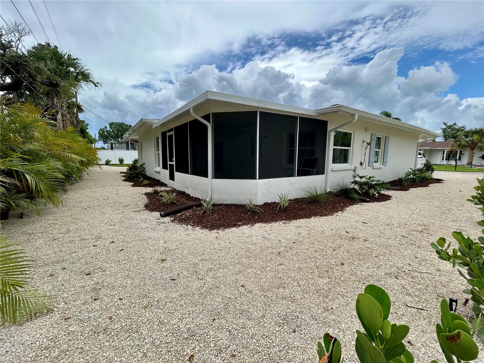 1625 IDLE LANE
