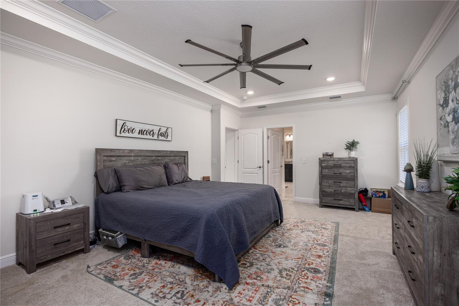 HALF MOON STATION - Residential