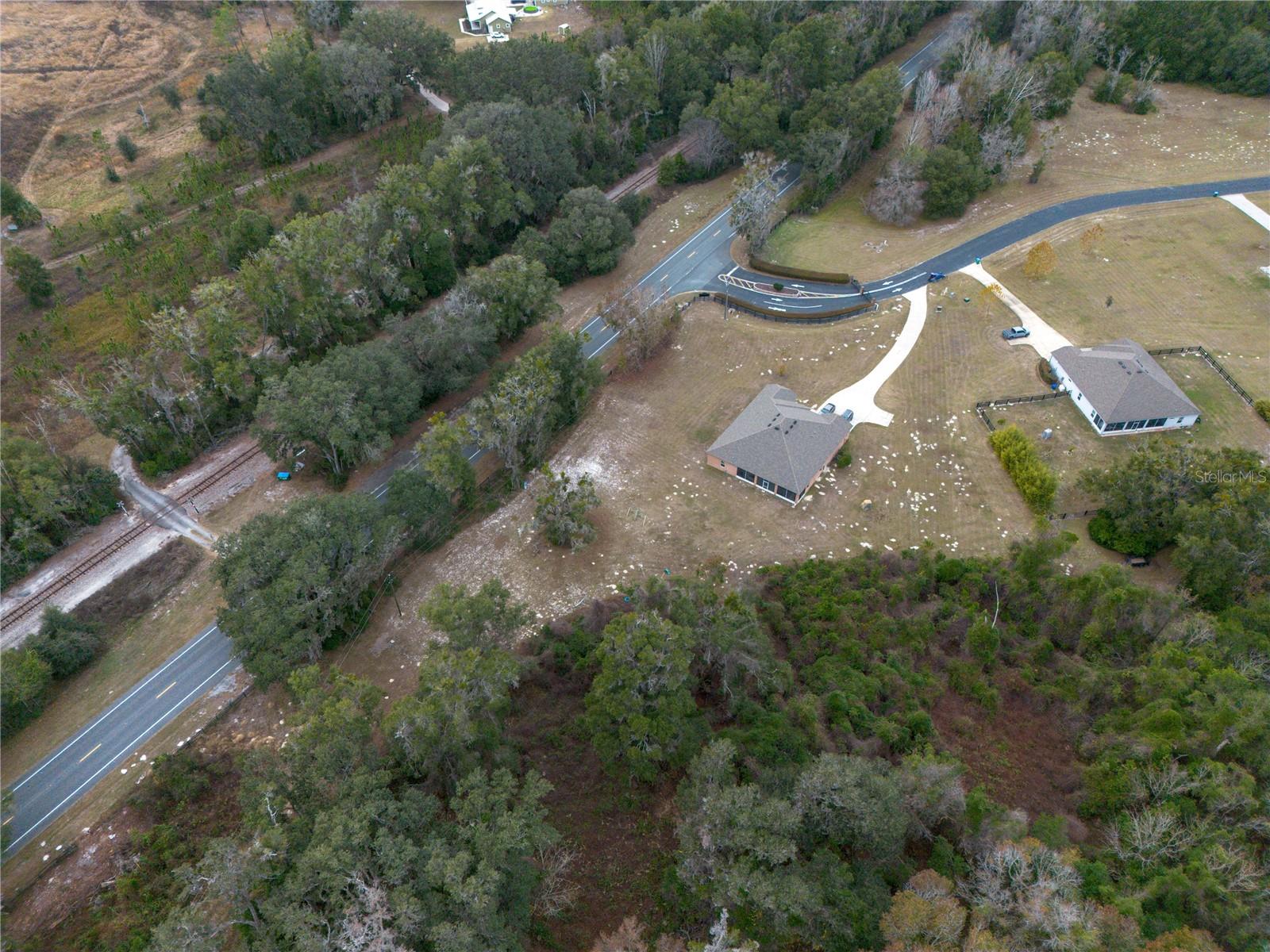 HALF MOON STATION - Residential