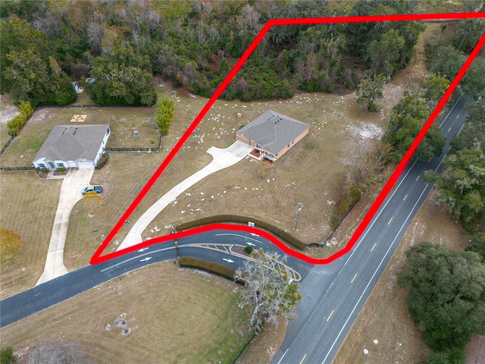 HALF MOON STATION - Residential