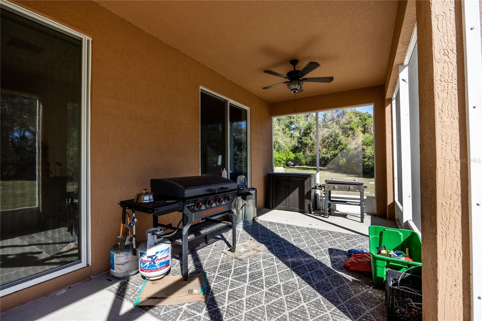 HALF MOON STATION - Residential