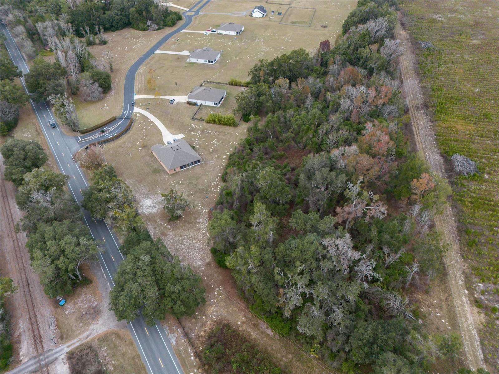 HALF MOON STATION - Residential