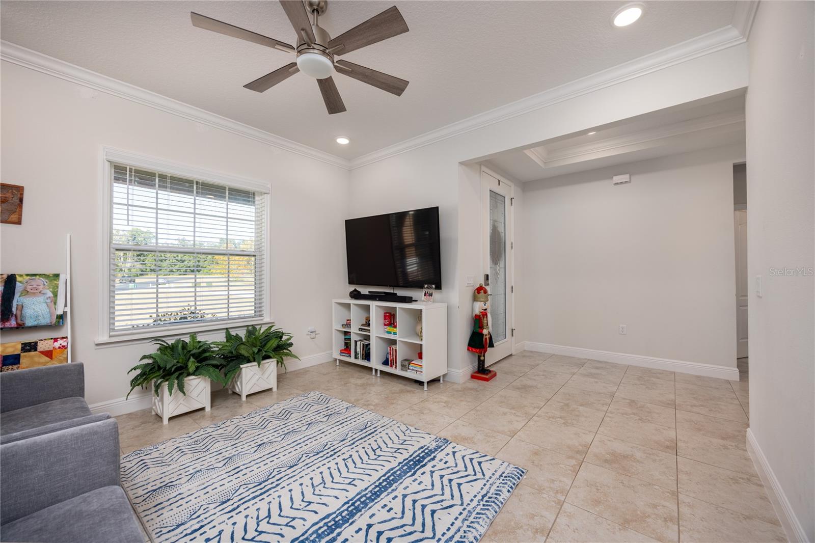 HALF MOON STATION - Residential