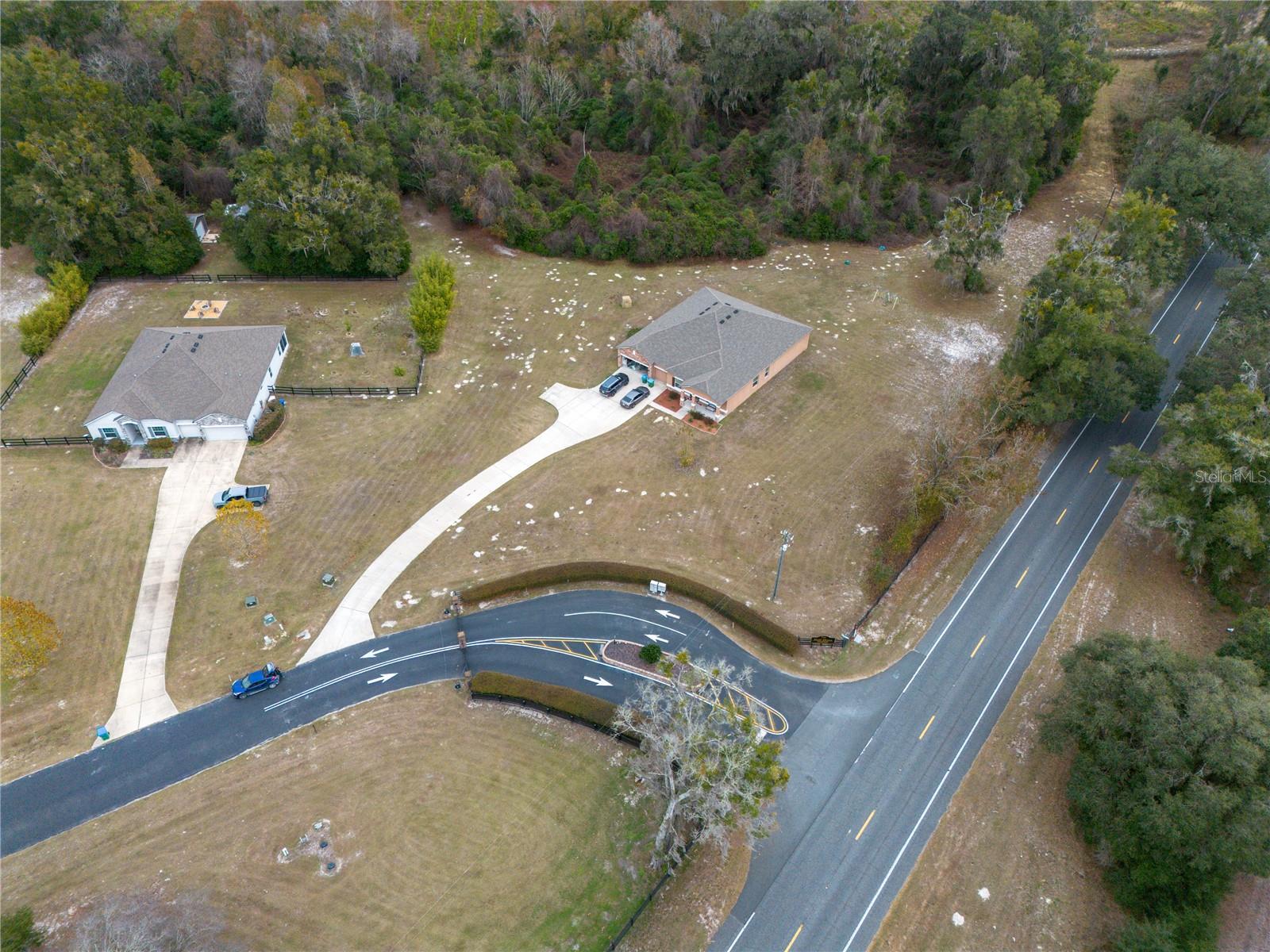 HALF MOON STATION - Residential