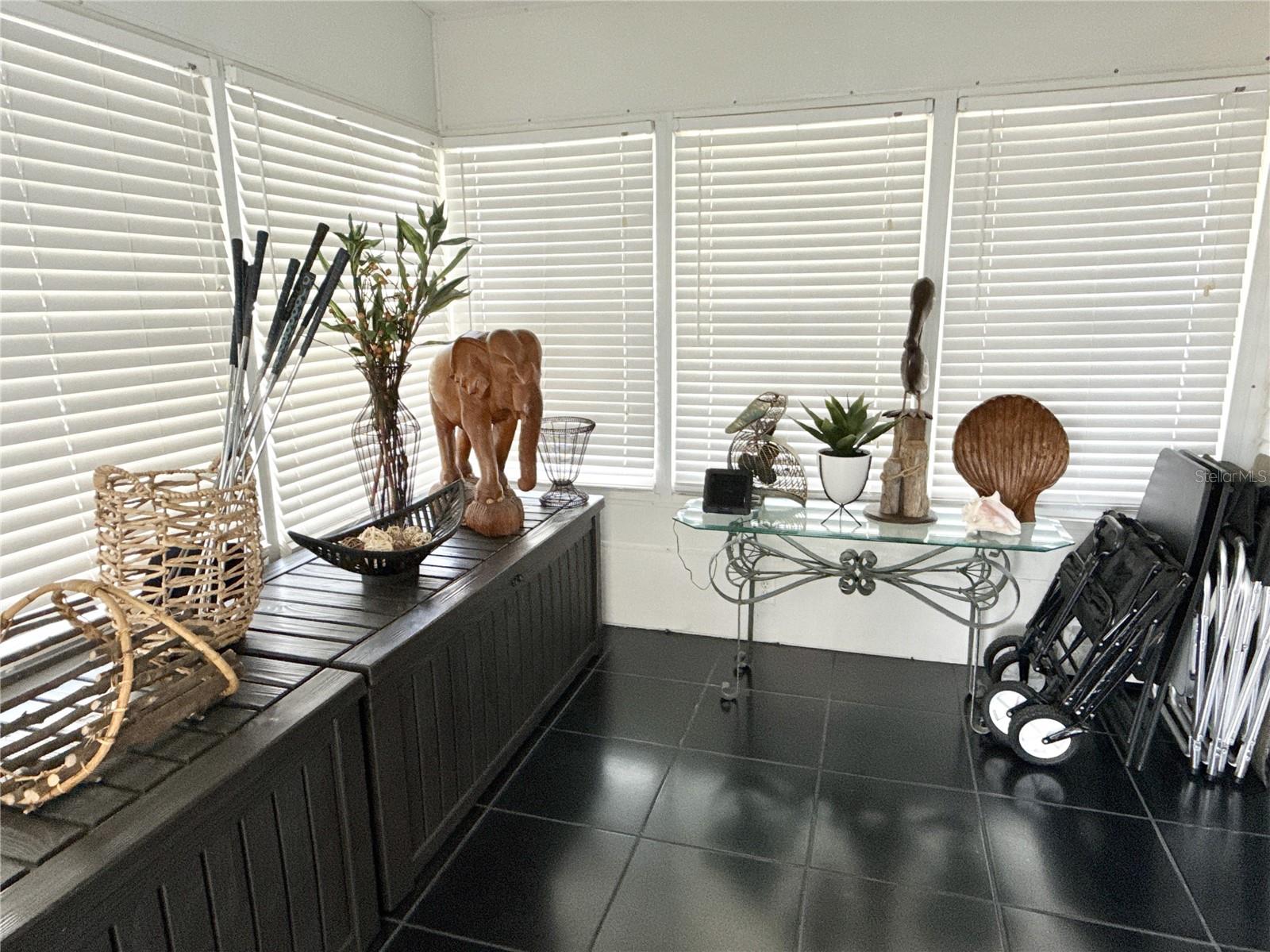 MOBEL AMERICANA MOBILE HOME PARK UNREC - Residential