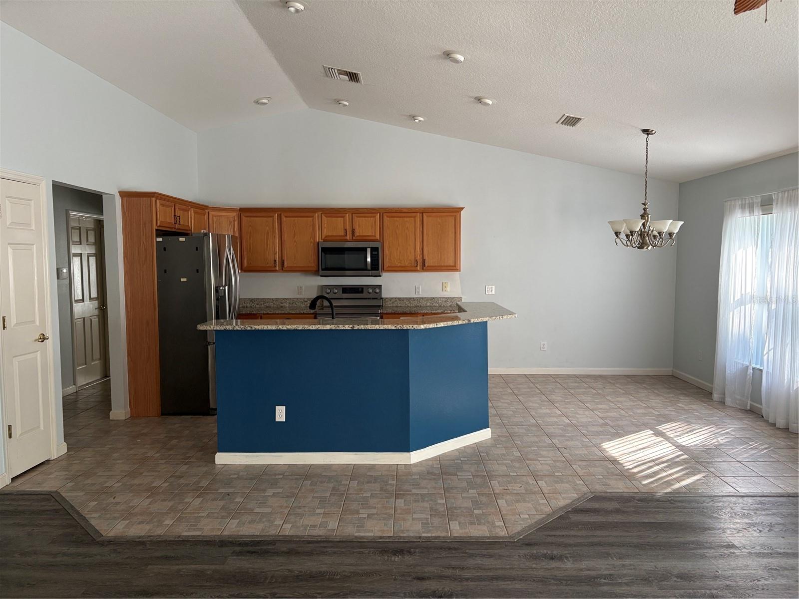 CITRUS SPGS UNIT 04 - Residential