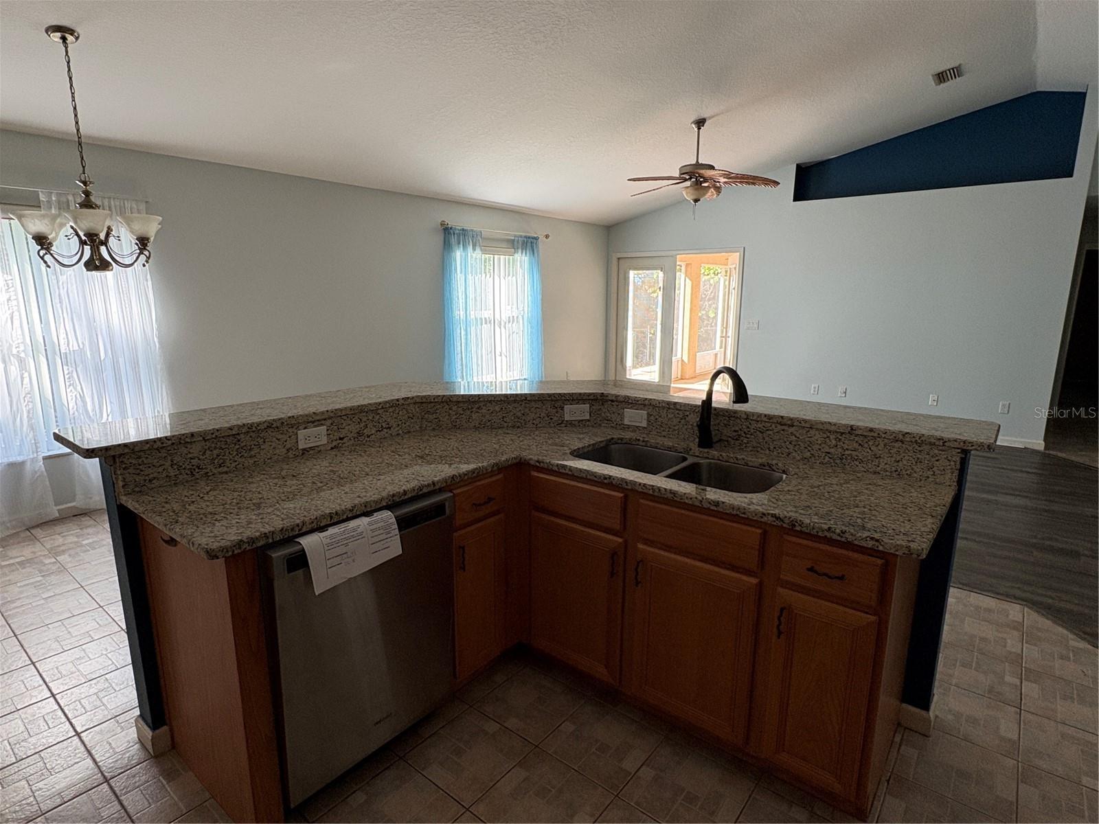 CITRUS SPGS UNIT 04 - Residential