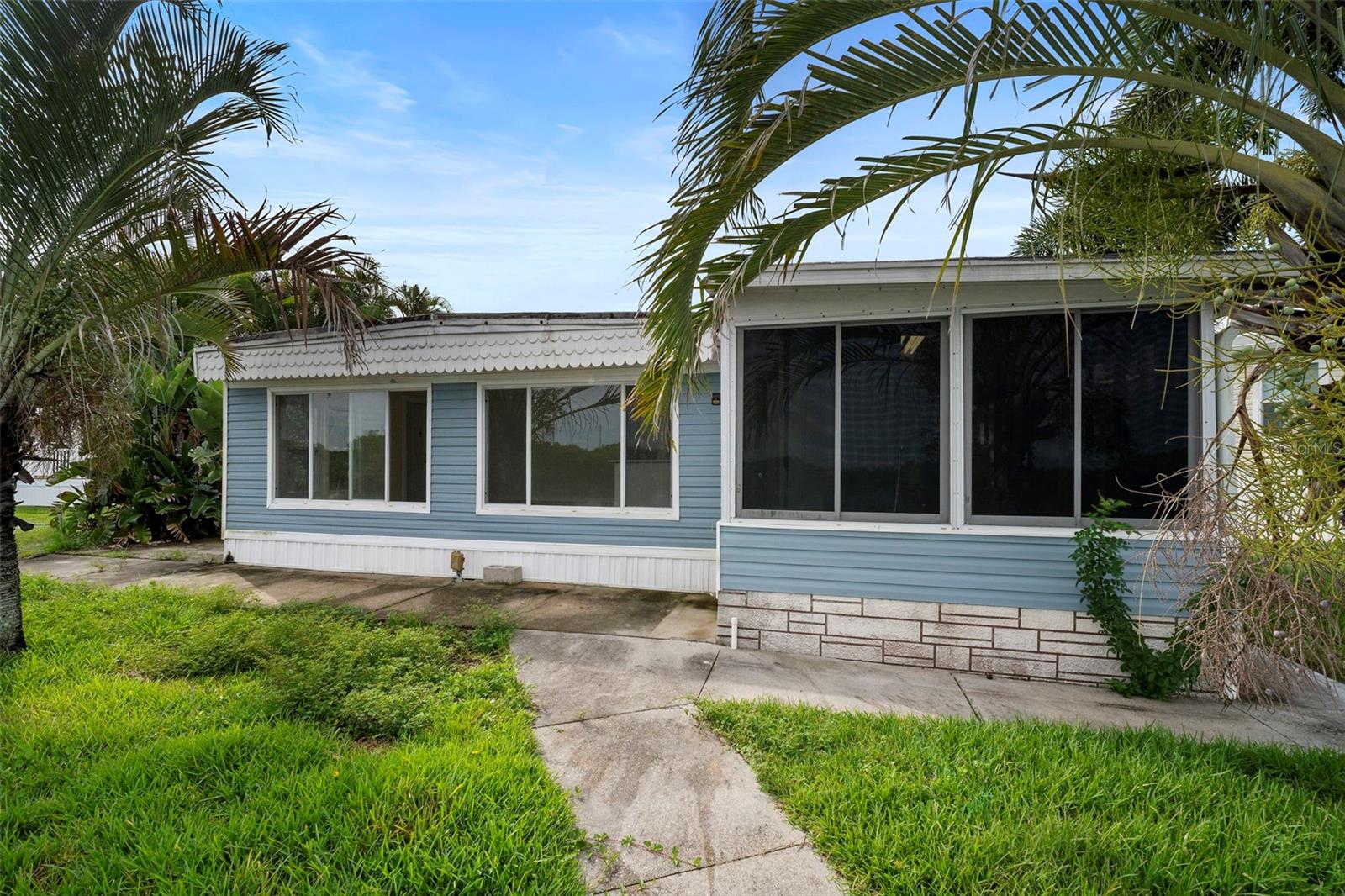 PELICAN HARBOR MOB HOME ESTATES - Residential