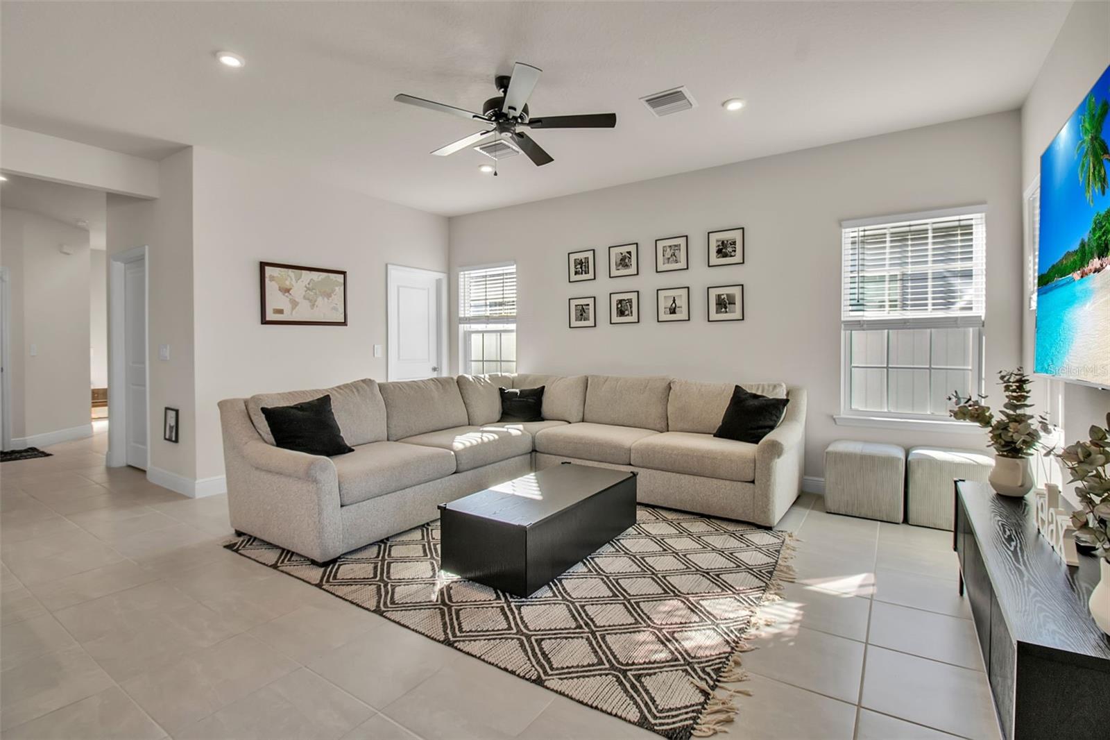 AVALON WOODS - Residential