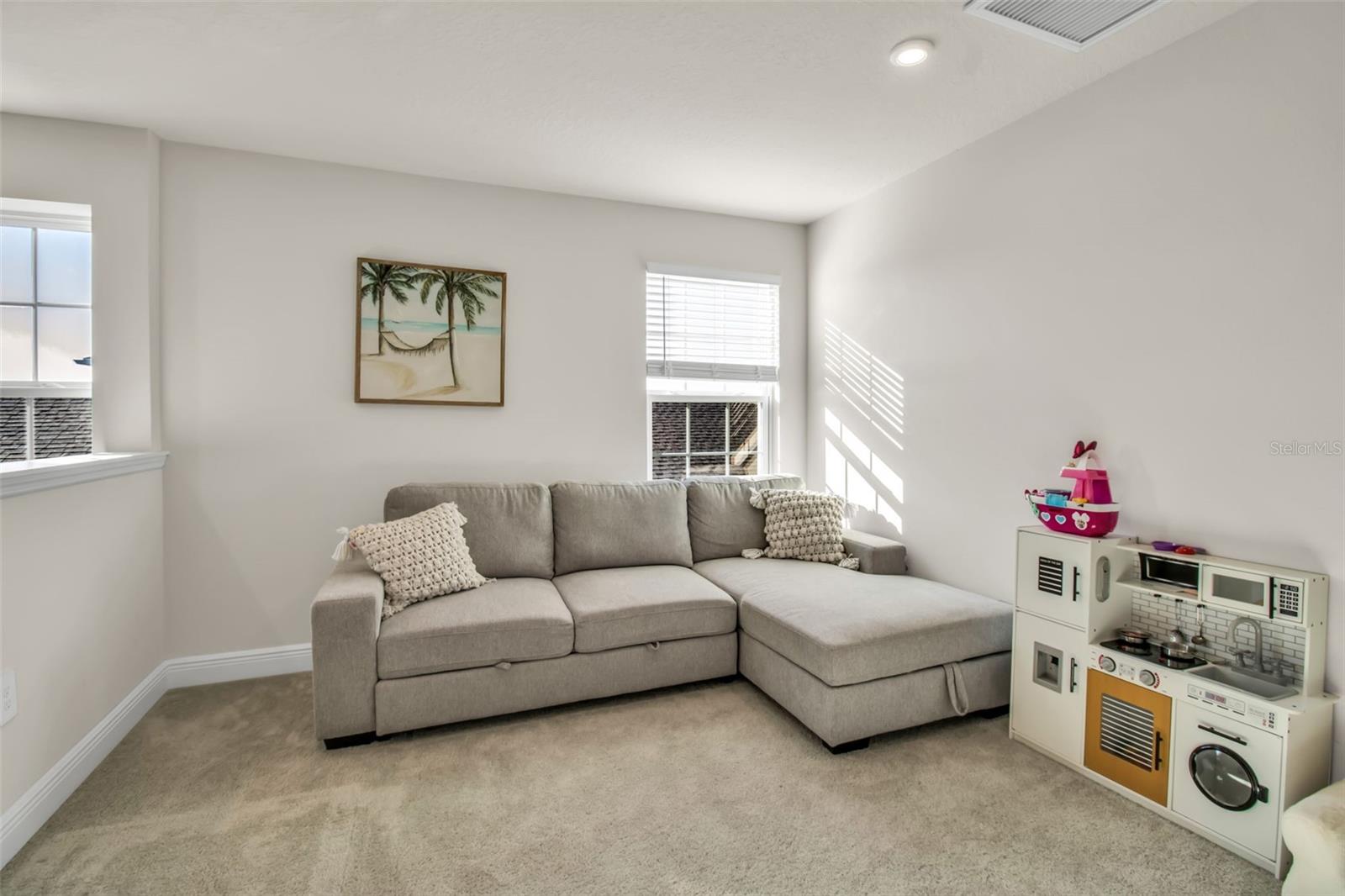 AVALON WOODS - Residential