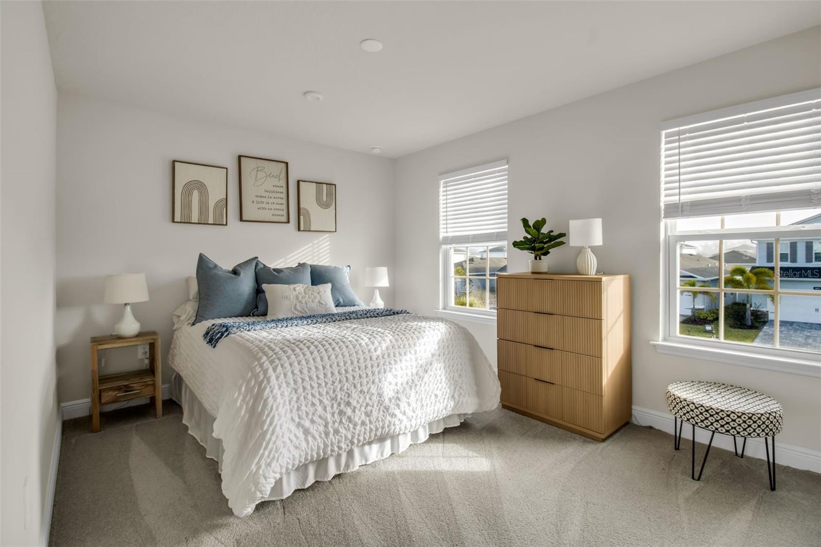 AVALON WOODS - Residential