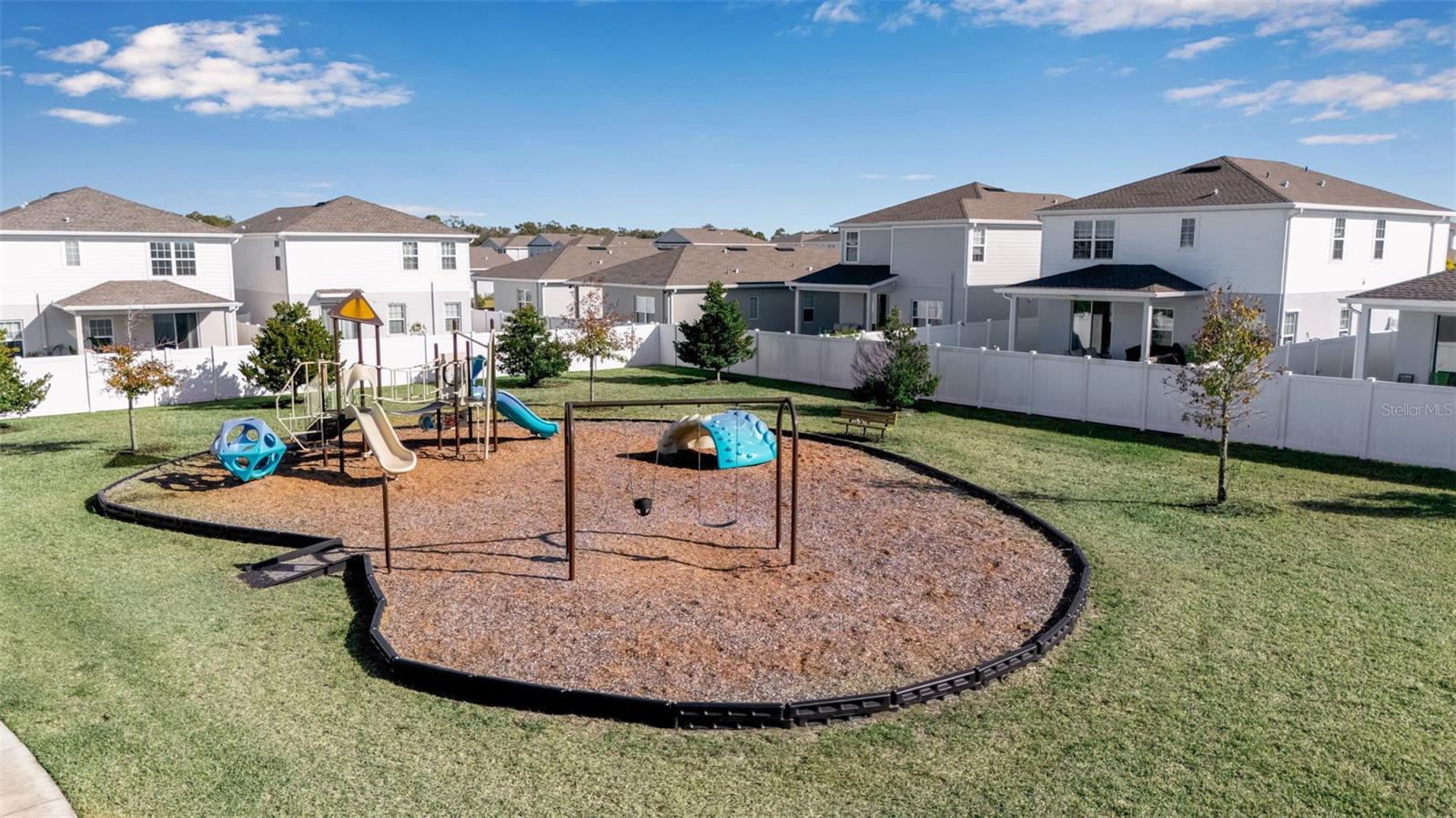 AVALON WOODS - Residential