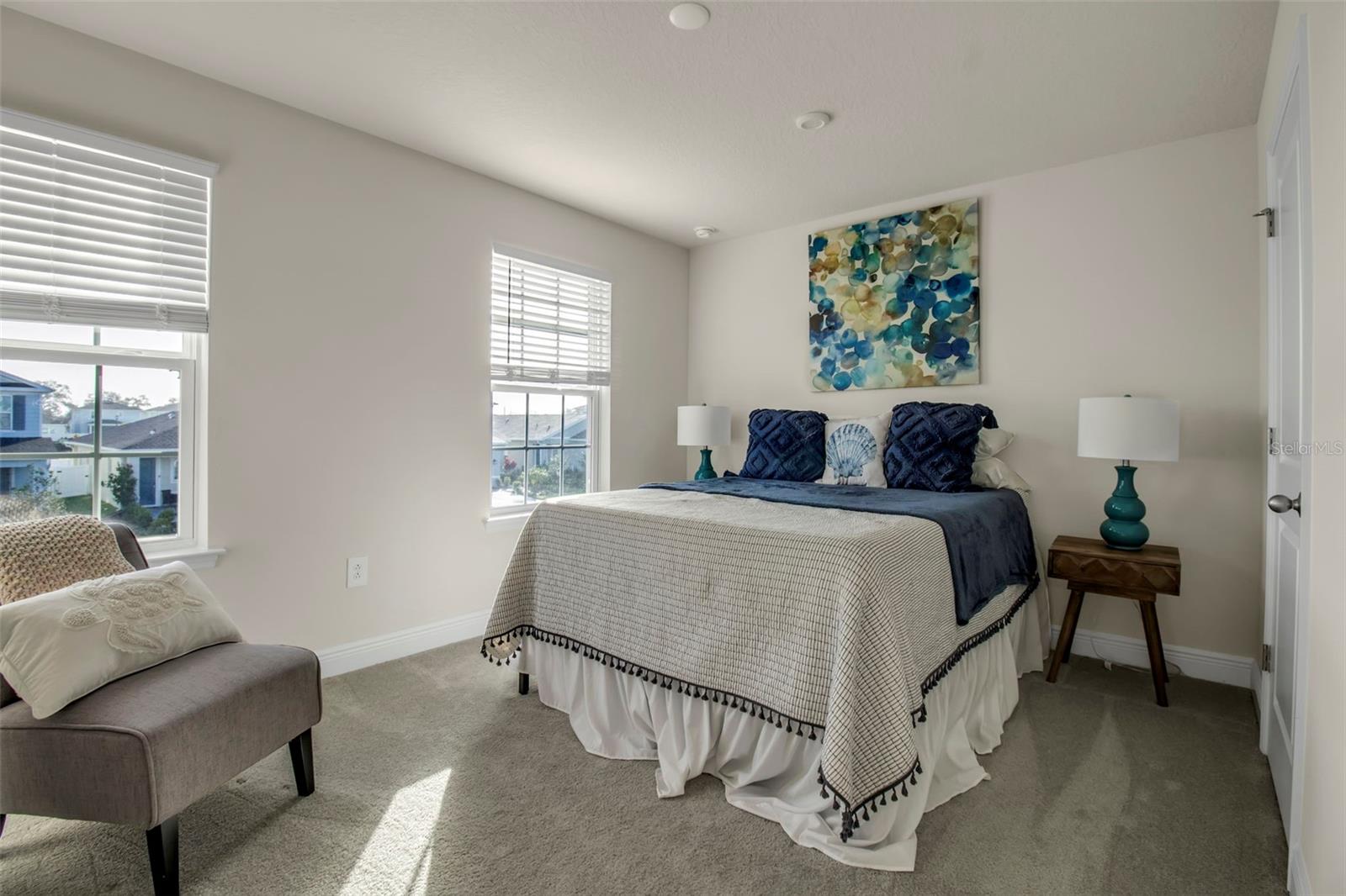 AVALON WOODS - Residential