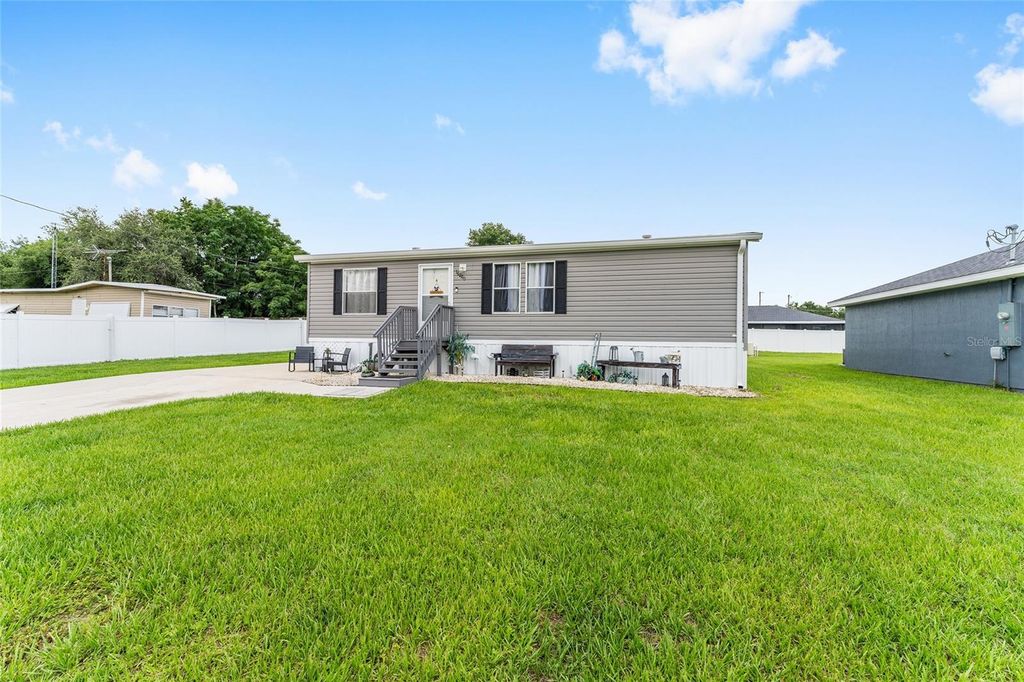 Photo of 16280 SE 95th Court, Summerfield, FL 34491 (MLS # OM704366)