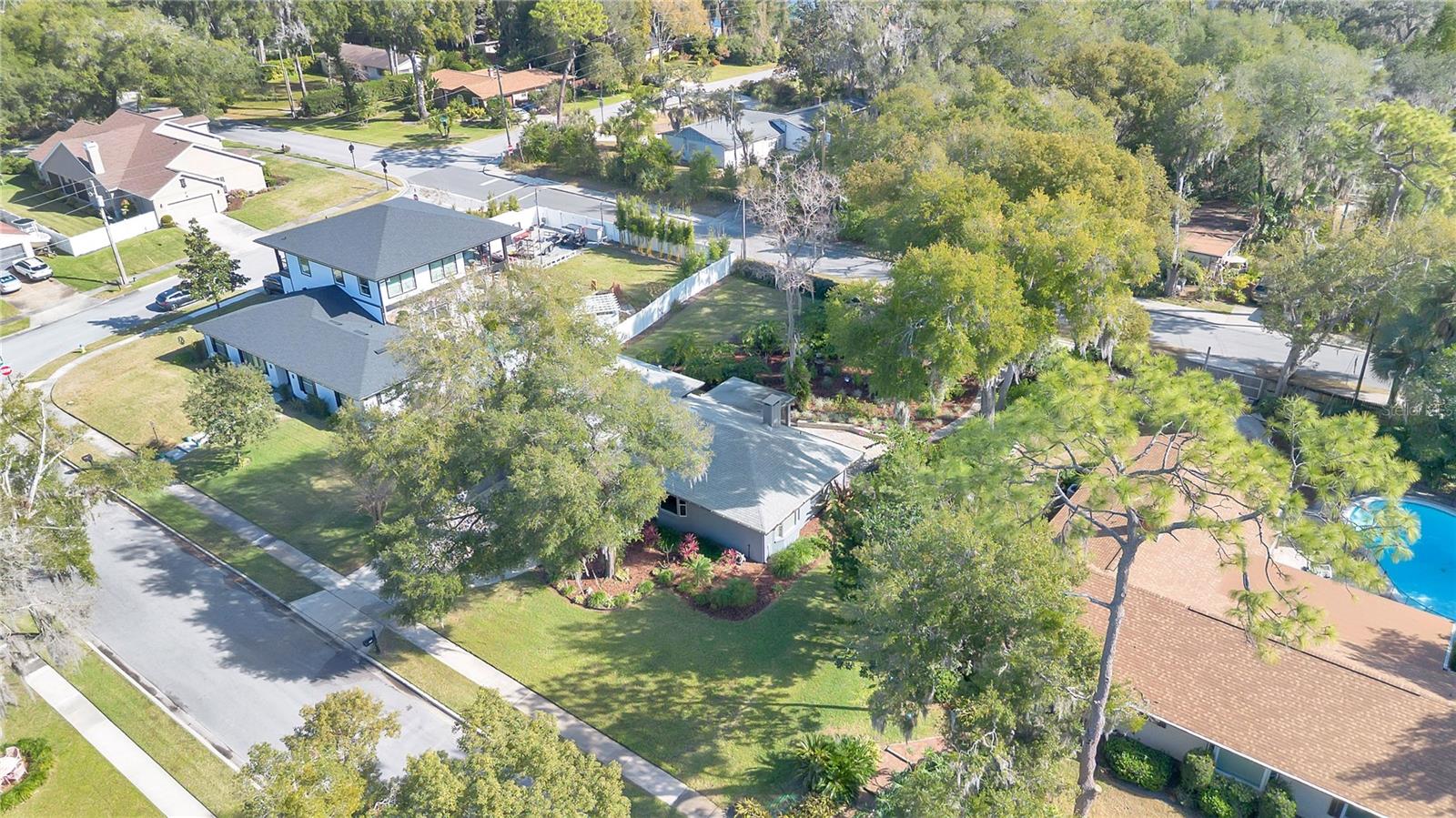 HERMITS COVE - Residential