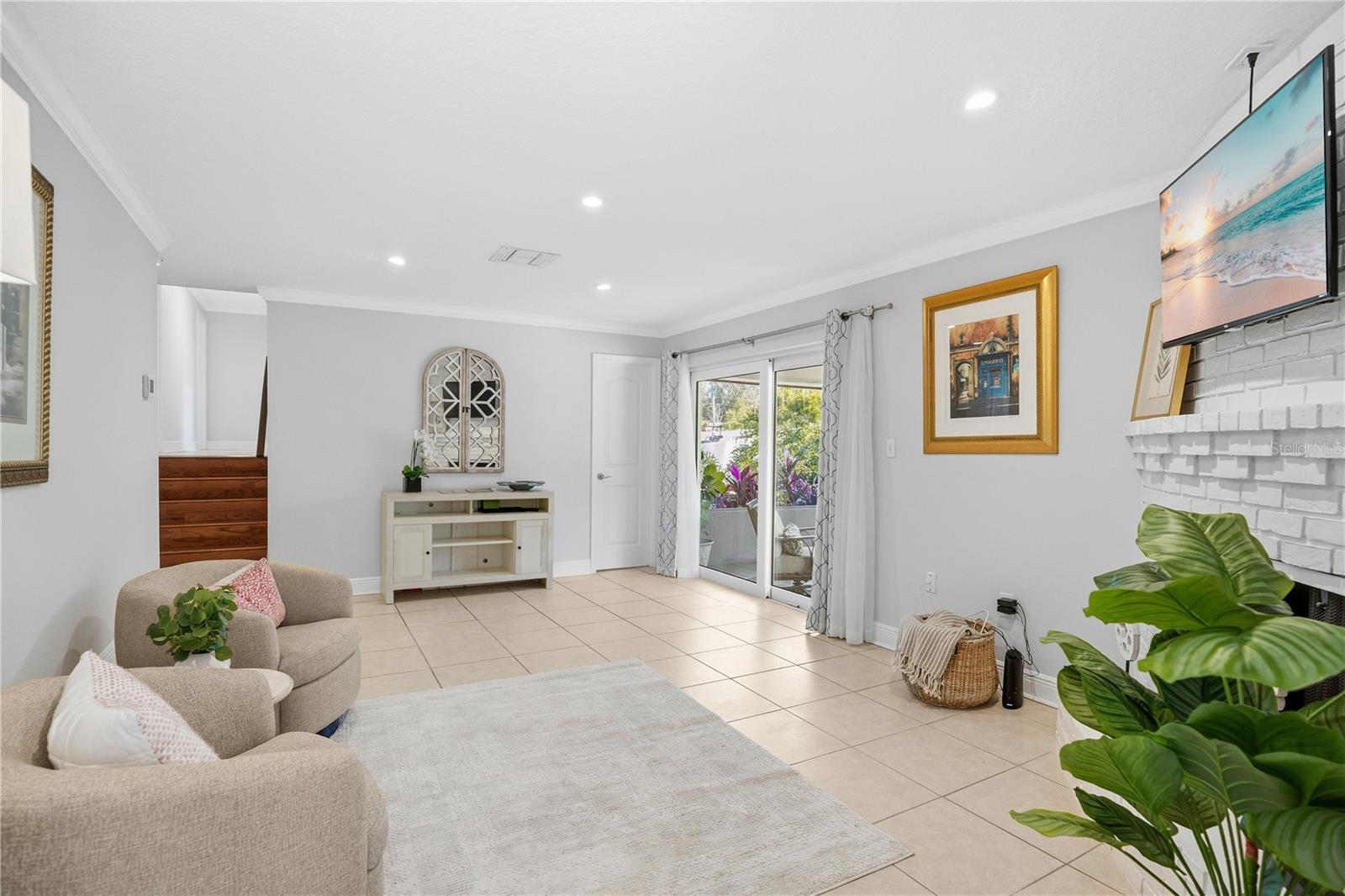 HERMITS COVE - Residential