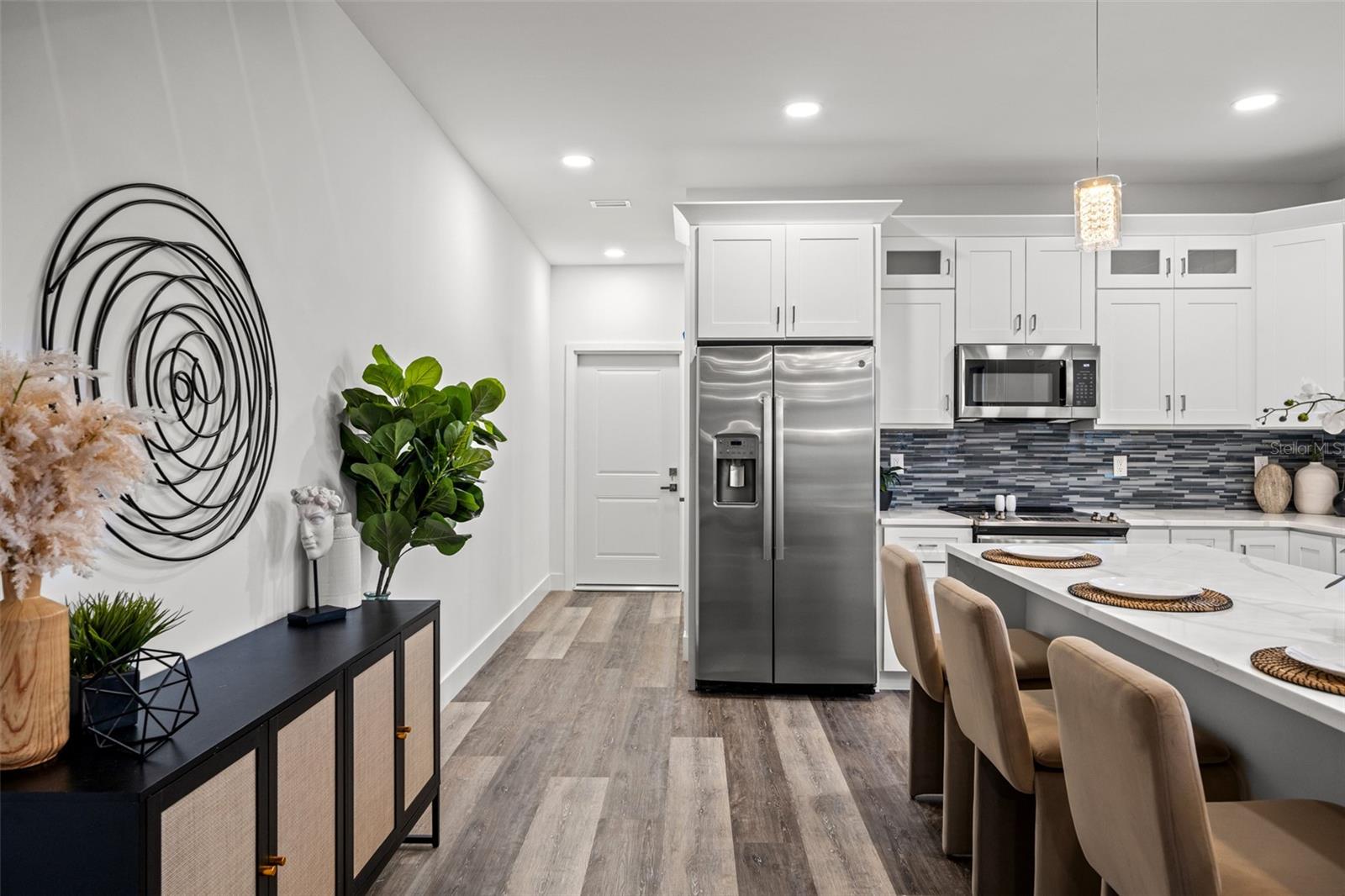 LATITUDES IN THE PARK TWNHMS - Residential