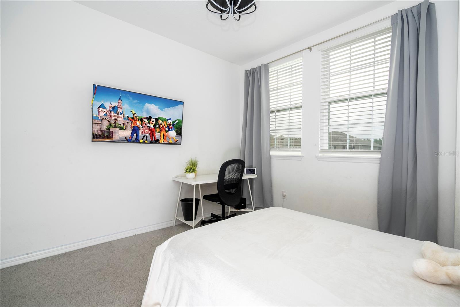 WINDING BAY PH 2 - Residential Lease