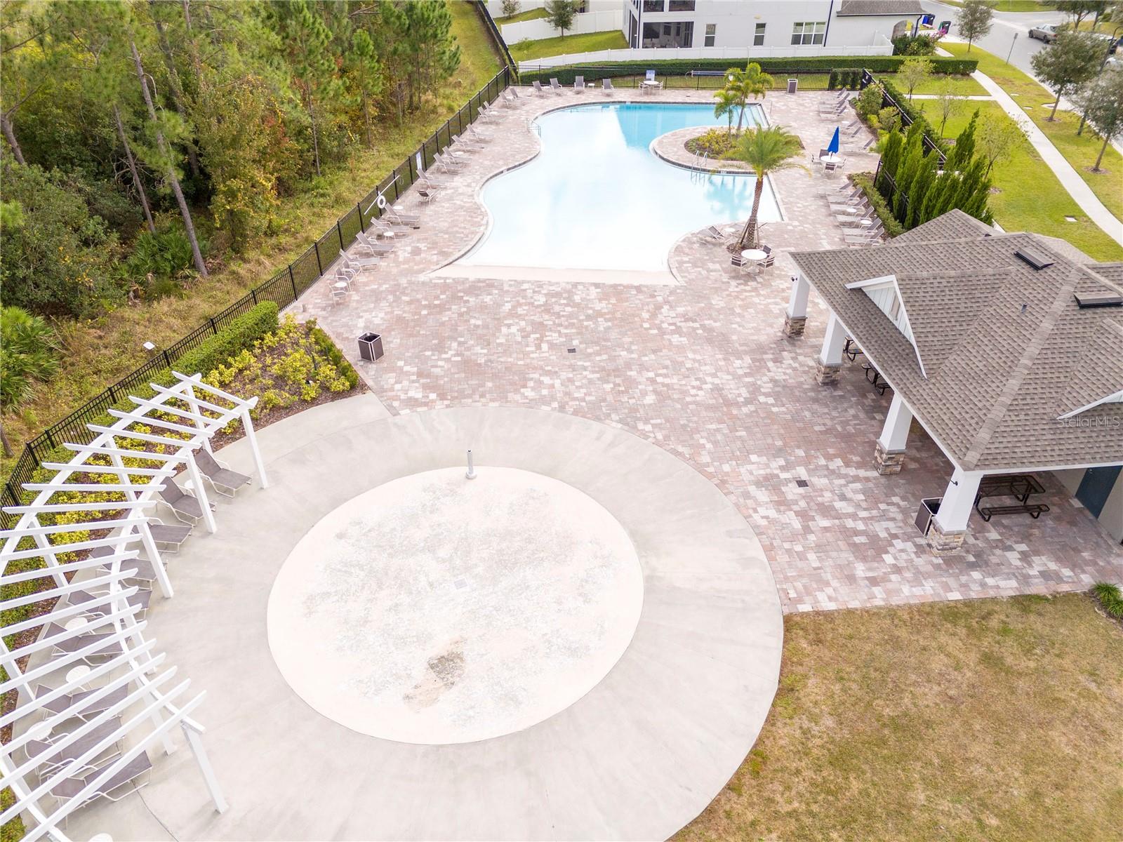 WINDING BAY PH 2 - Residential Lease