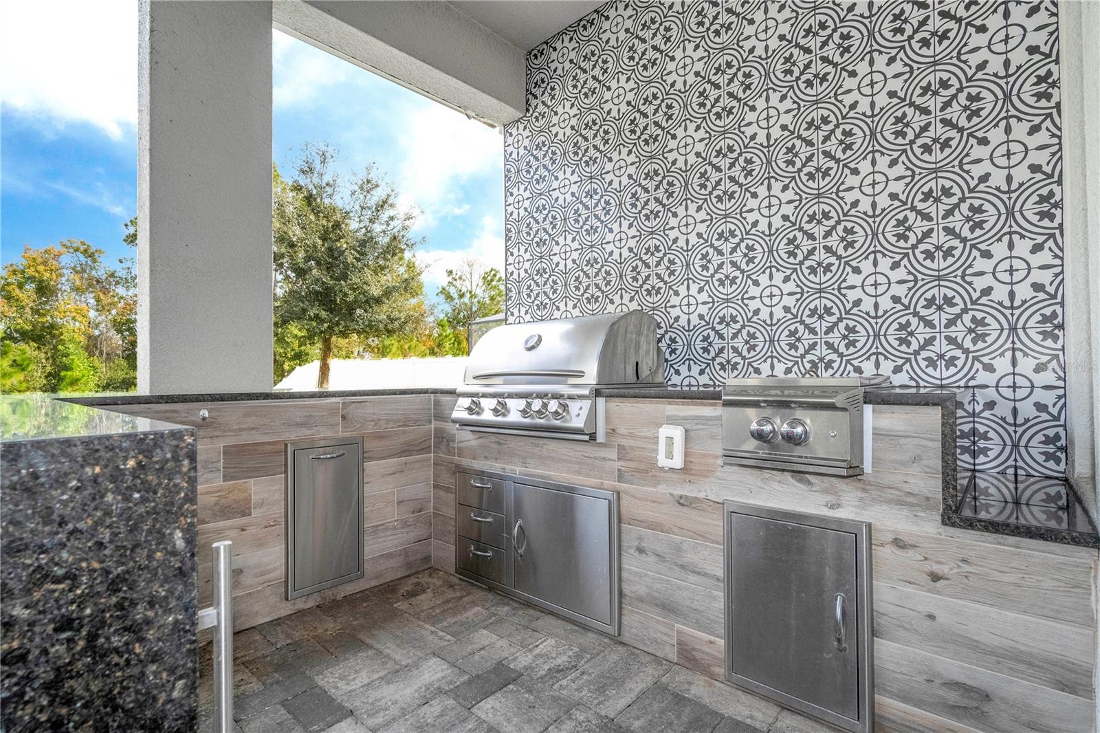 WINDING BAY PH 2 - Residential Lease