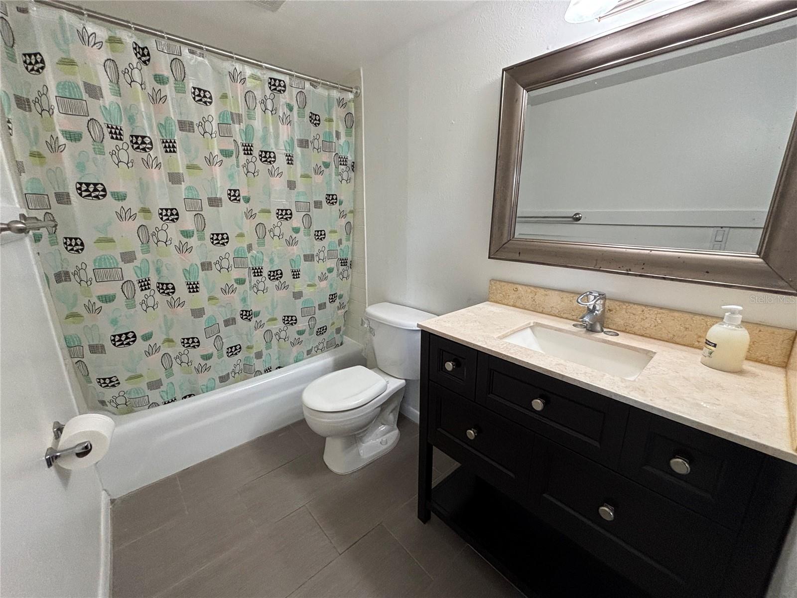 FOUNTAIN SQUARE CONDO - Residential Lease