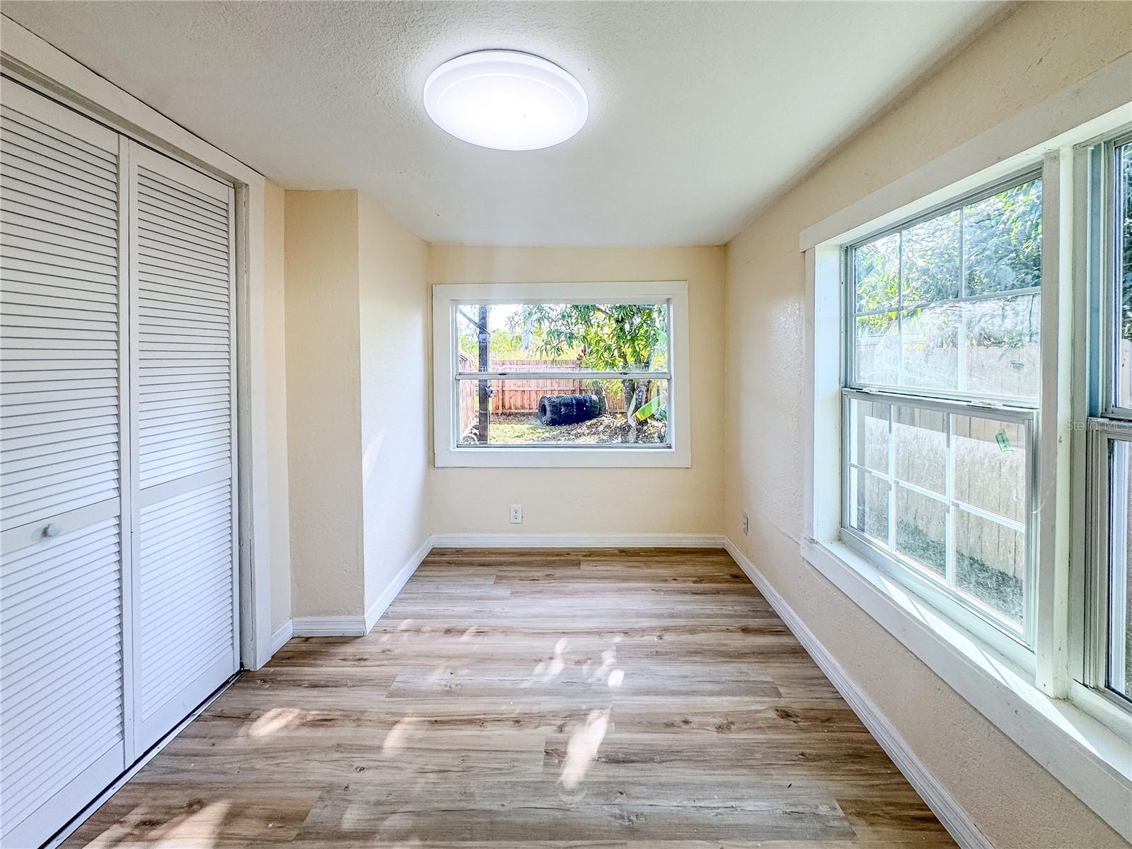 EDGEWATER PARK - Residential Lease