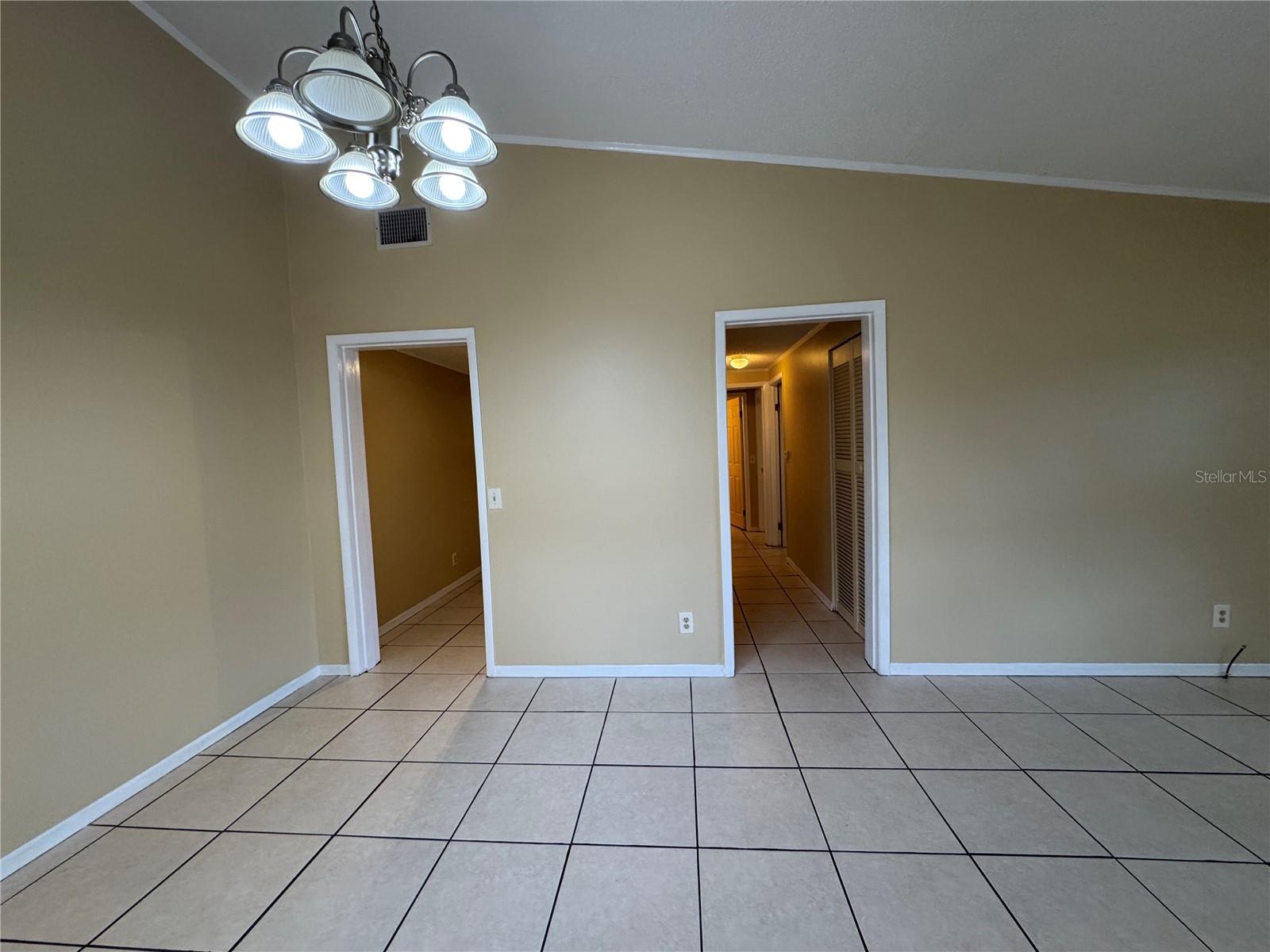 CANTERBURY AT THE CROSSINGS - Residential Lease