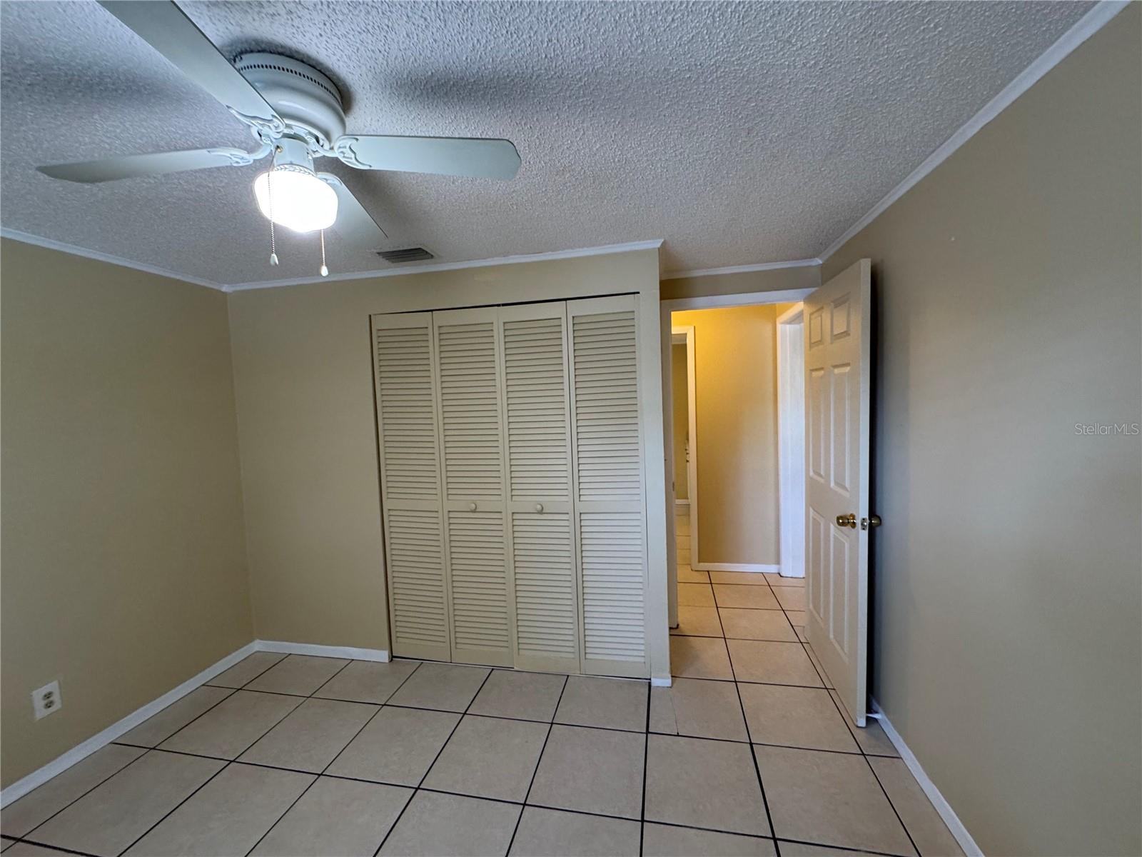 CANTERBURY AT THE CROSSINGS - Residential Lease