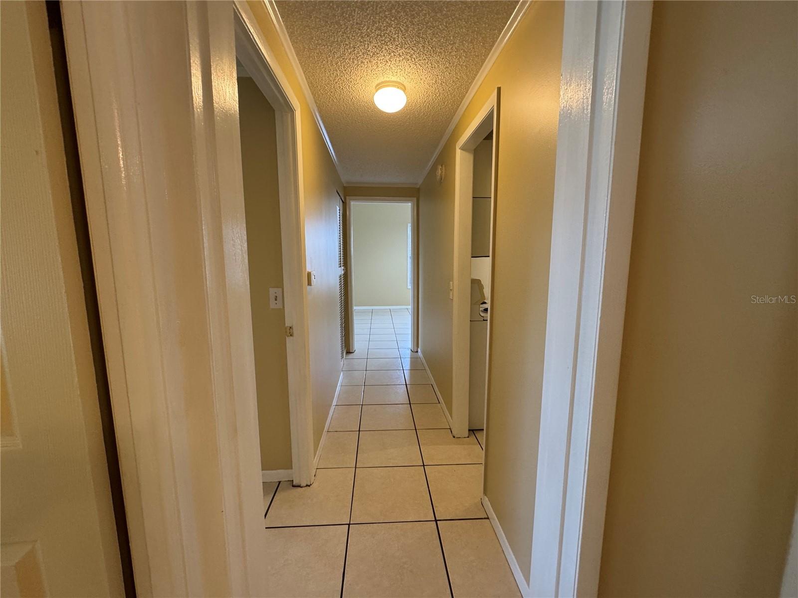 CANTERBURY AT THE CROSSINGS - Residential Lease