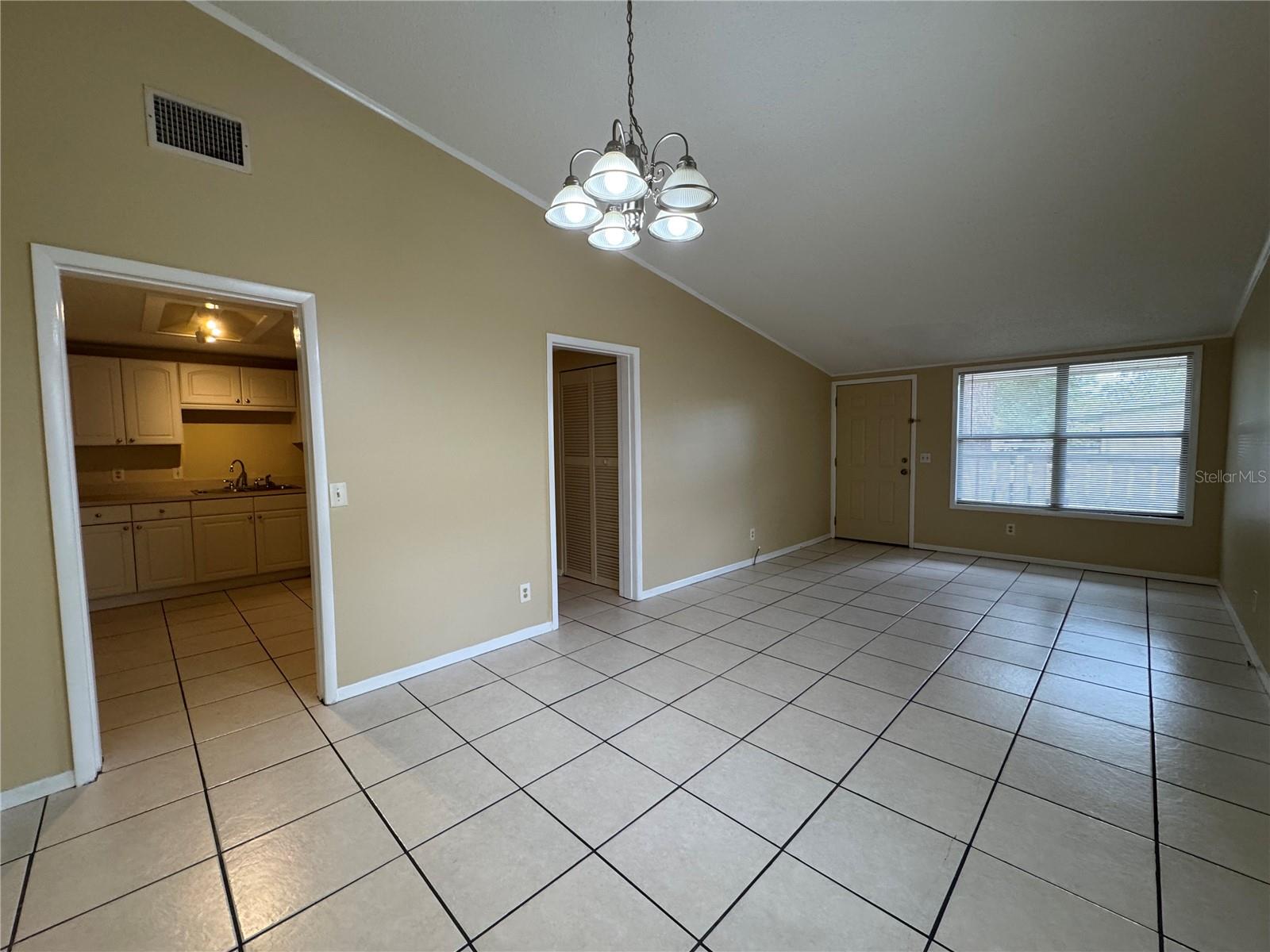 CANTERBURY AT THE CROSSINGS - Residential Lease