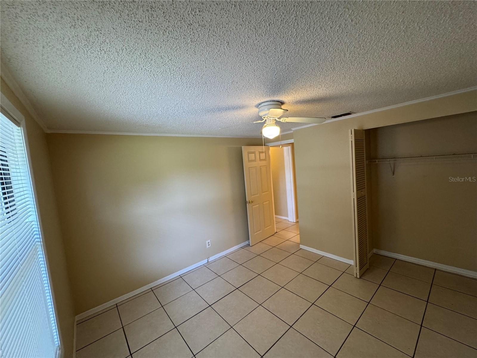 CANTERBURY AT THE CROSSINGS - Residential Lease