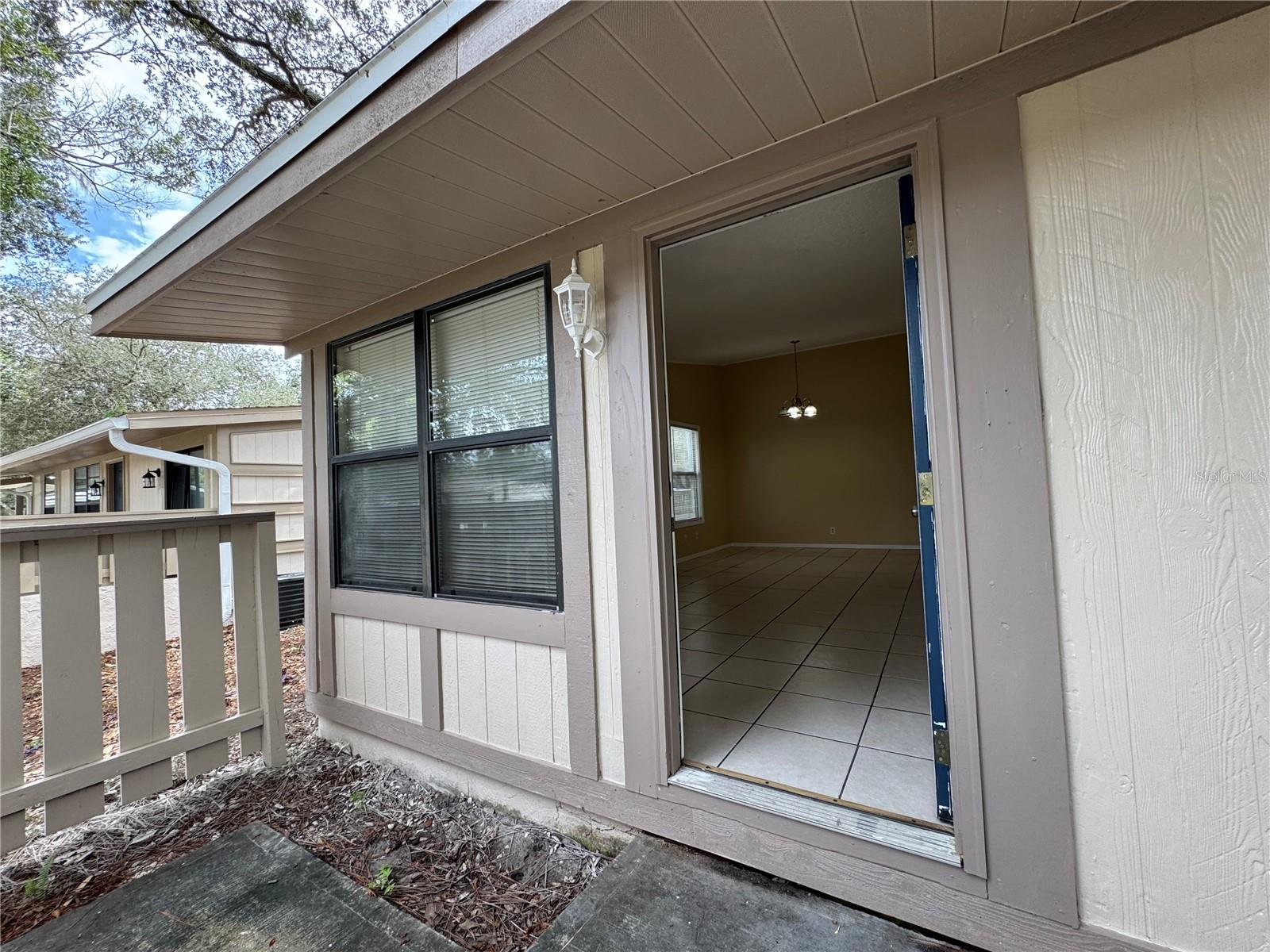 CANTERBURY AT THE CROSSINGS - Residential Lease