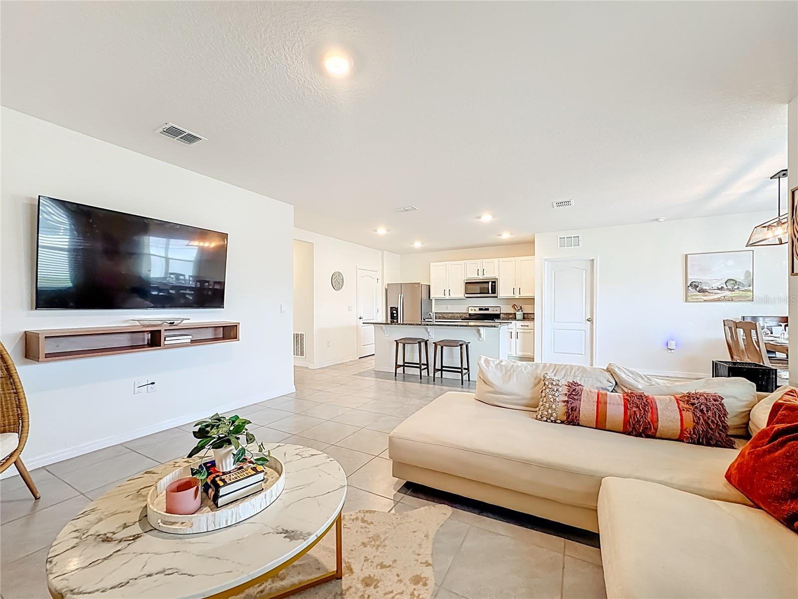 BUENA LAGO PH 1 & 2 - Residential