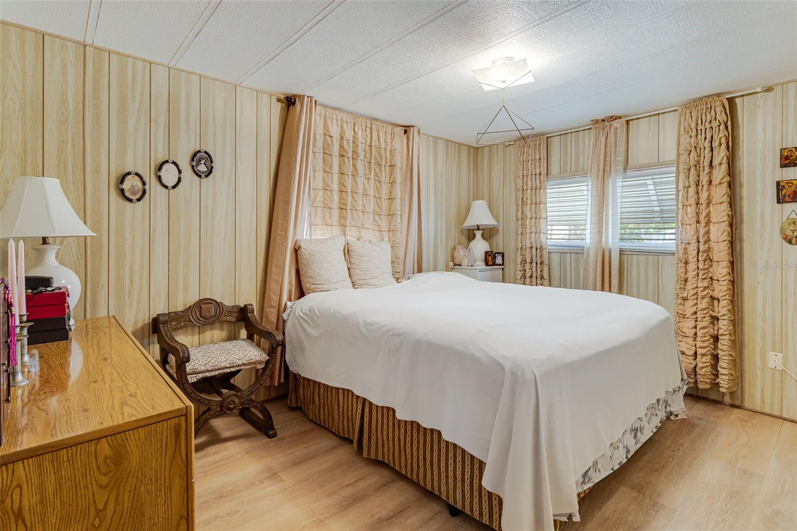 GENEVA HEIGHTS - Residential