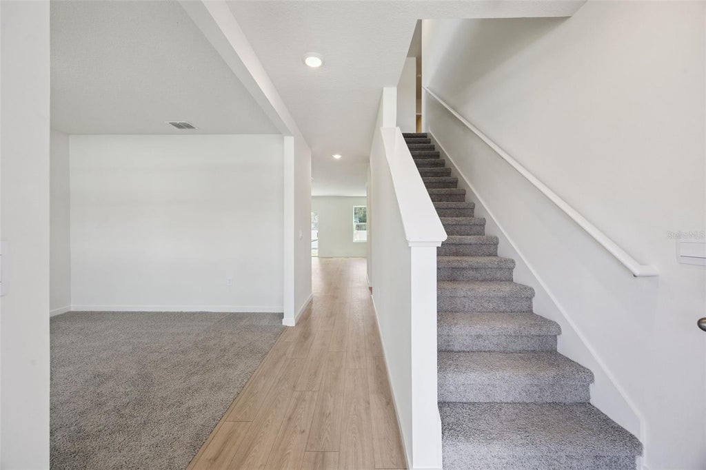 Photo of 1139 Gull Drive, Apopka, FL 32703 (MLS # O6435569)