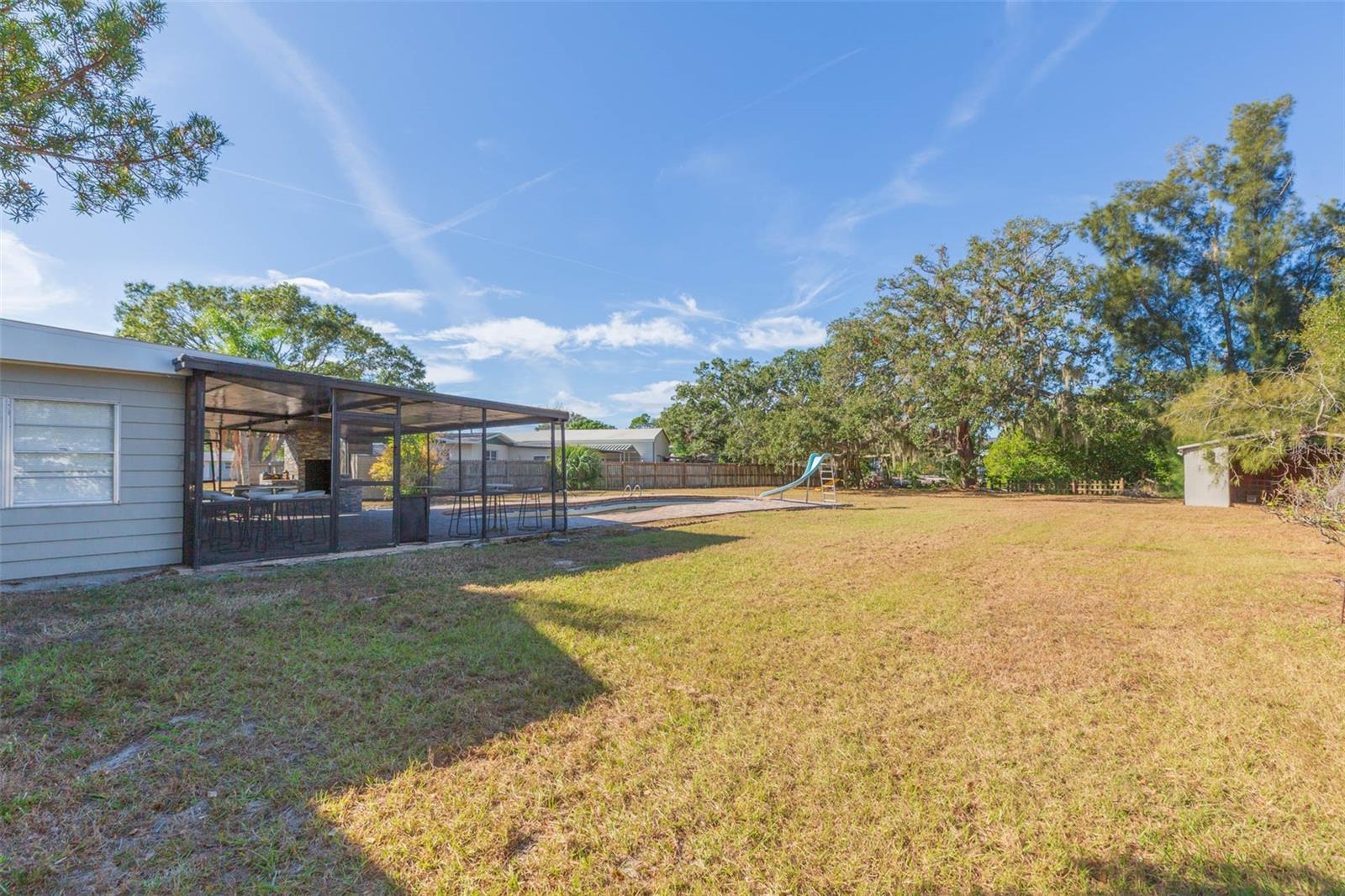 PELICAN POINT - Residential