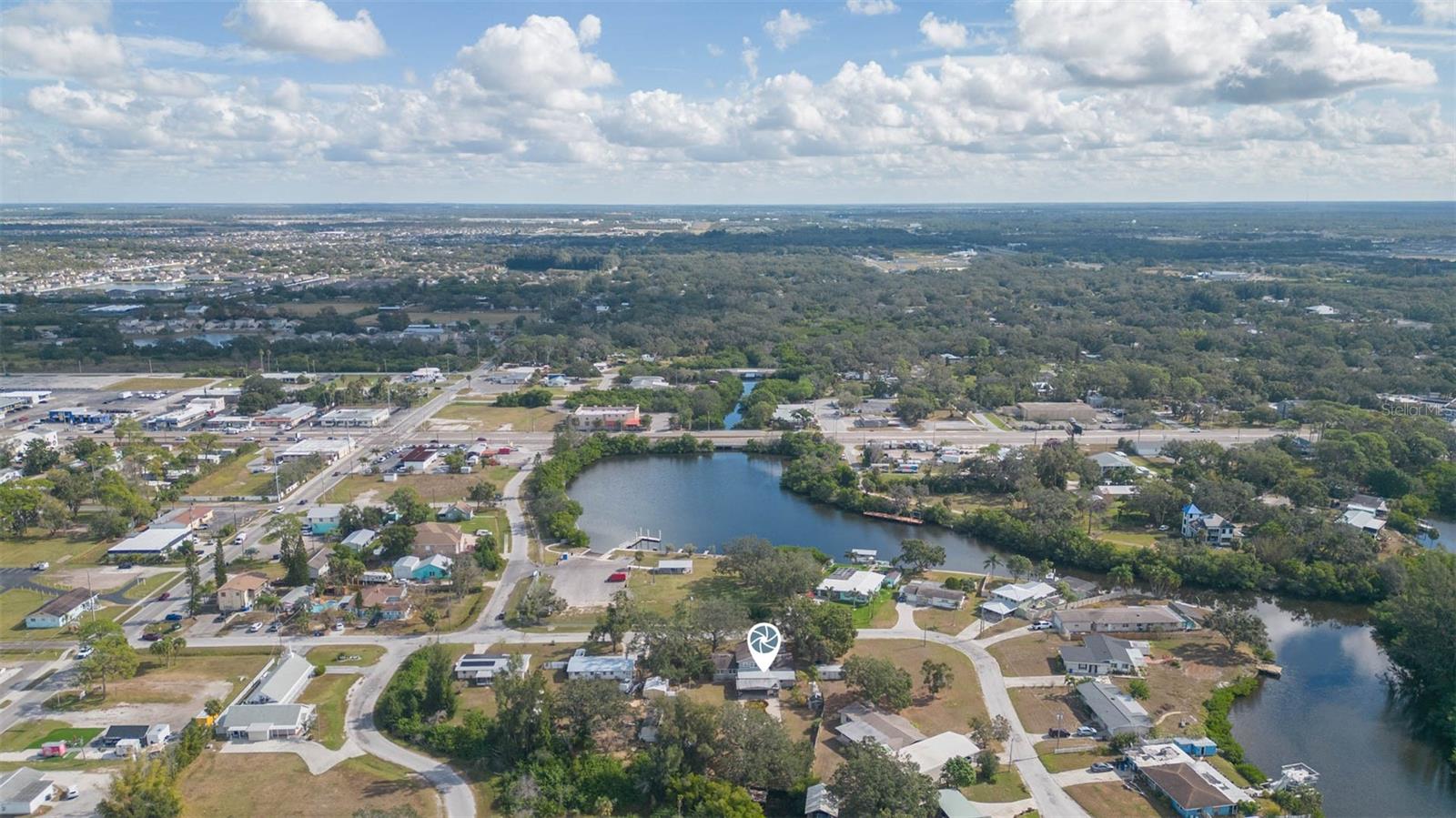 PELICAN POINT - Residential