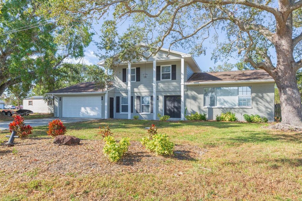 Photo of 118 2nd Street NW, Ruskin, FL 33570 (MLS # TB8452094)