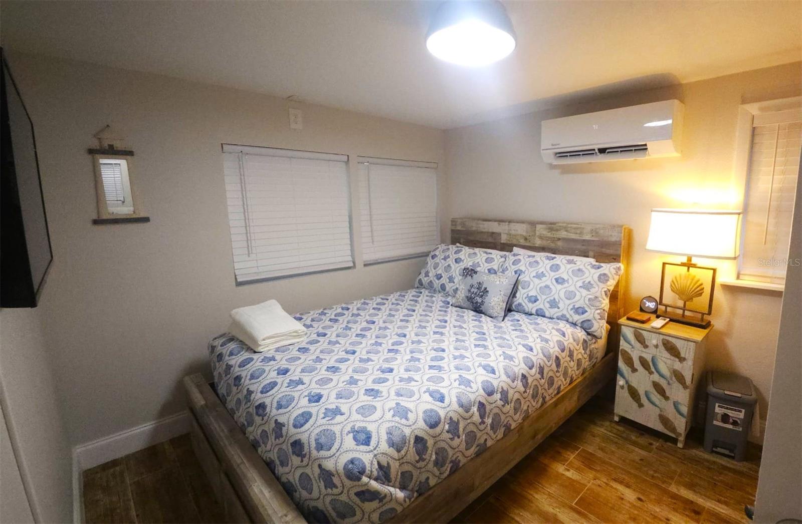 HARBOR OAKS - Residential