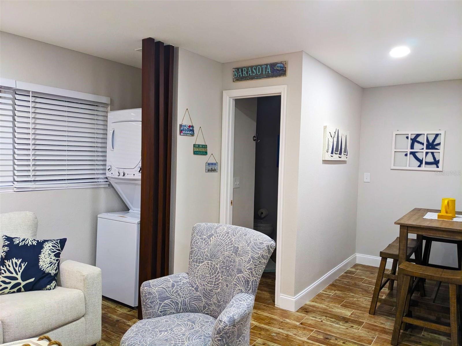 HARBOR OAKS - Residential