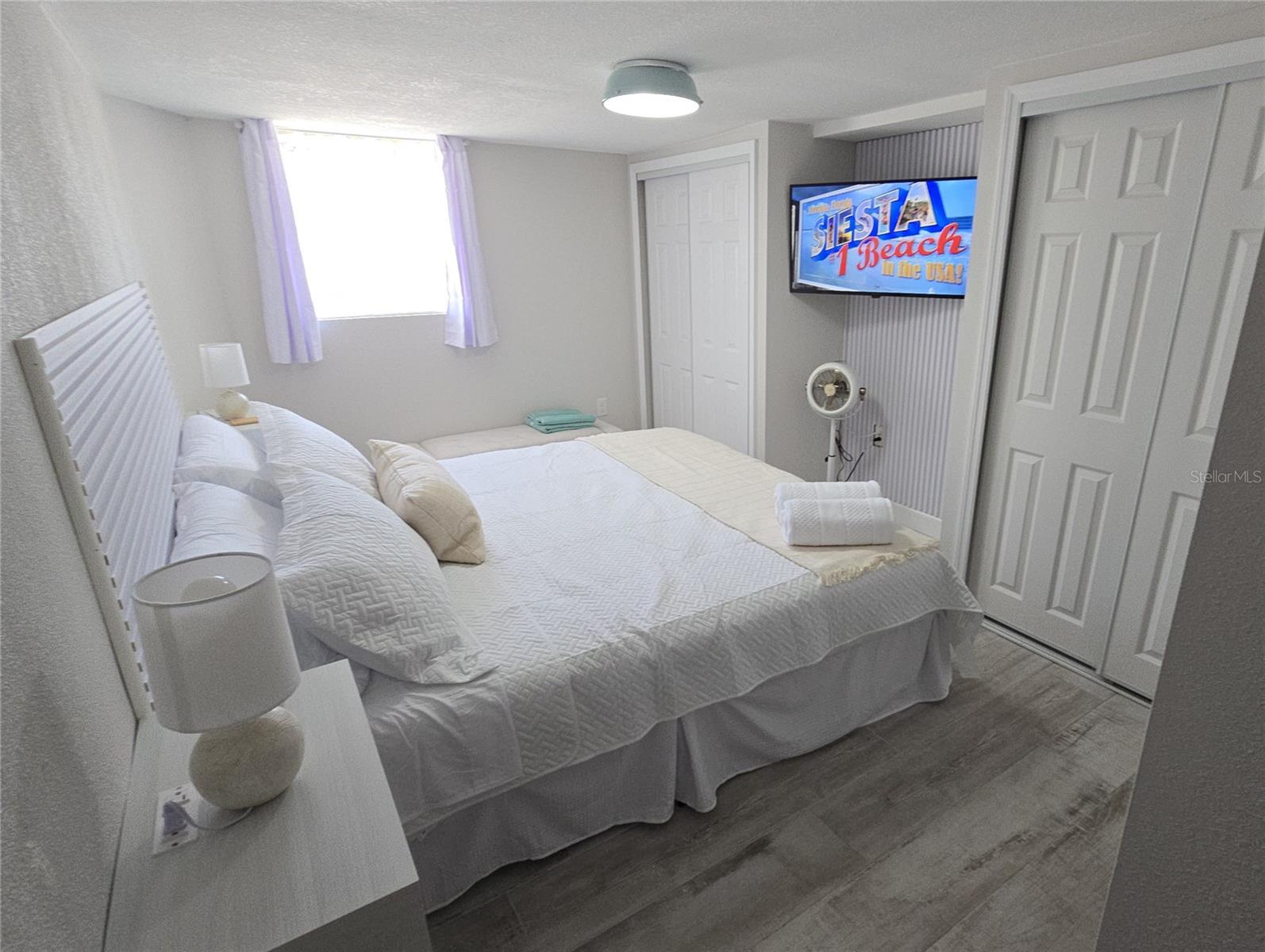 HARBOR OAKS - Residential