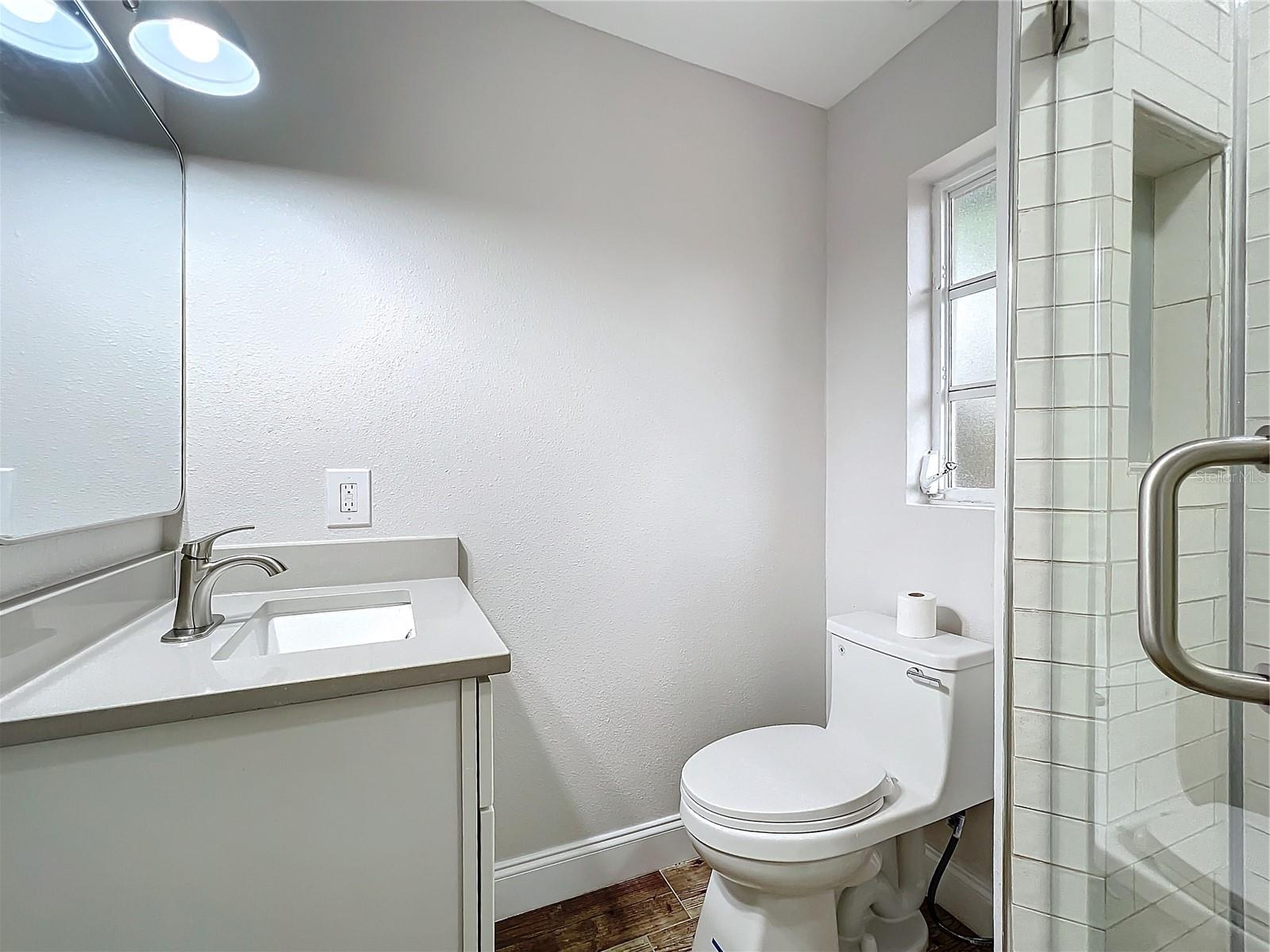 HARBOR OAKS - Residential