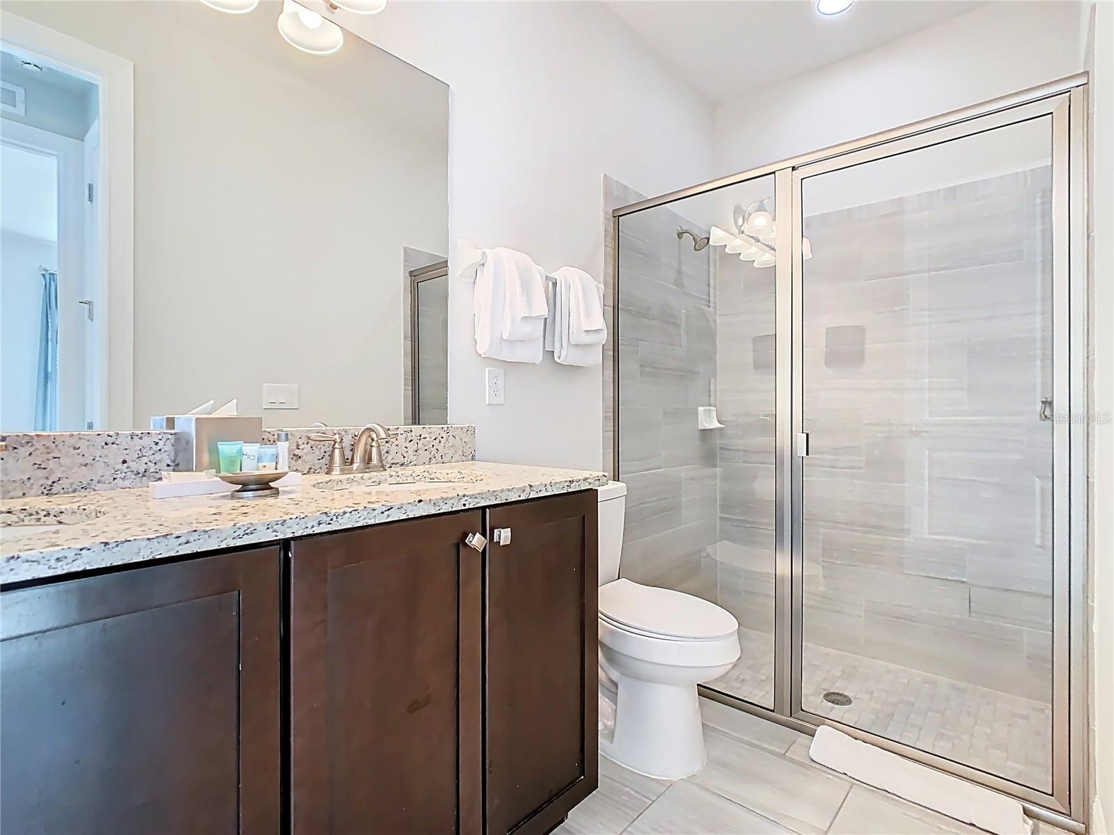 REUNION WEST PH 1 WEST & AMENT CTR RPLT - Residential