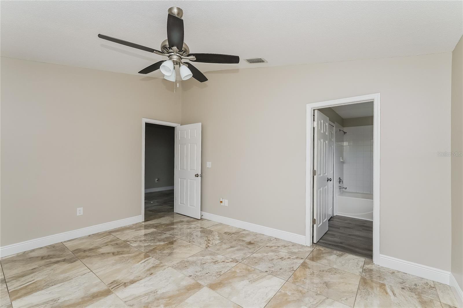 HEATHER LAKES UNIT XXXVI PH - Residential