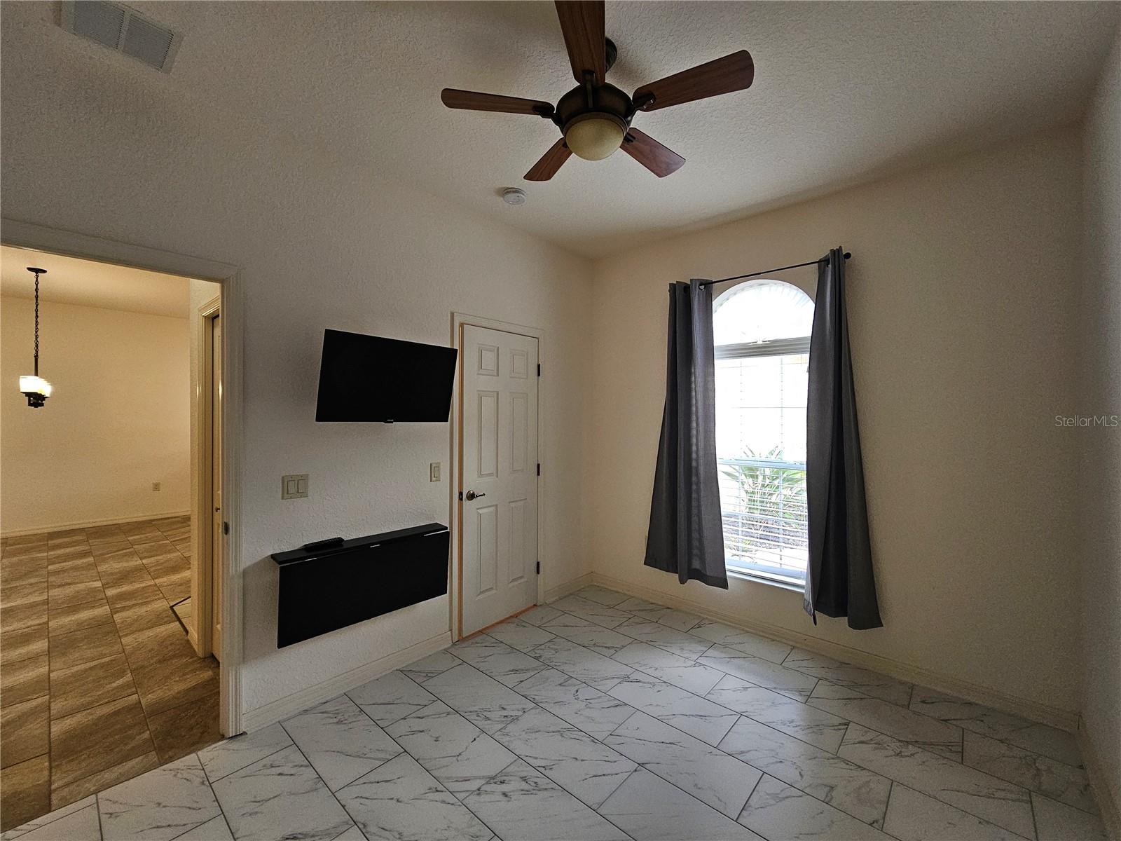 VIENNA SQUARE PH 2A - Residential