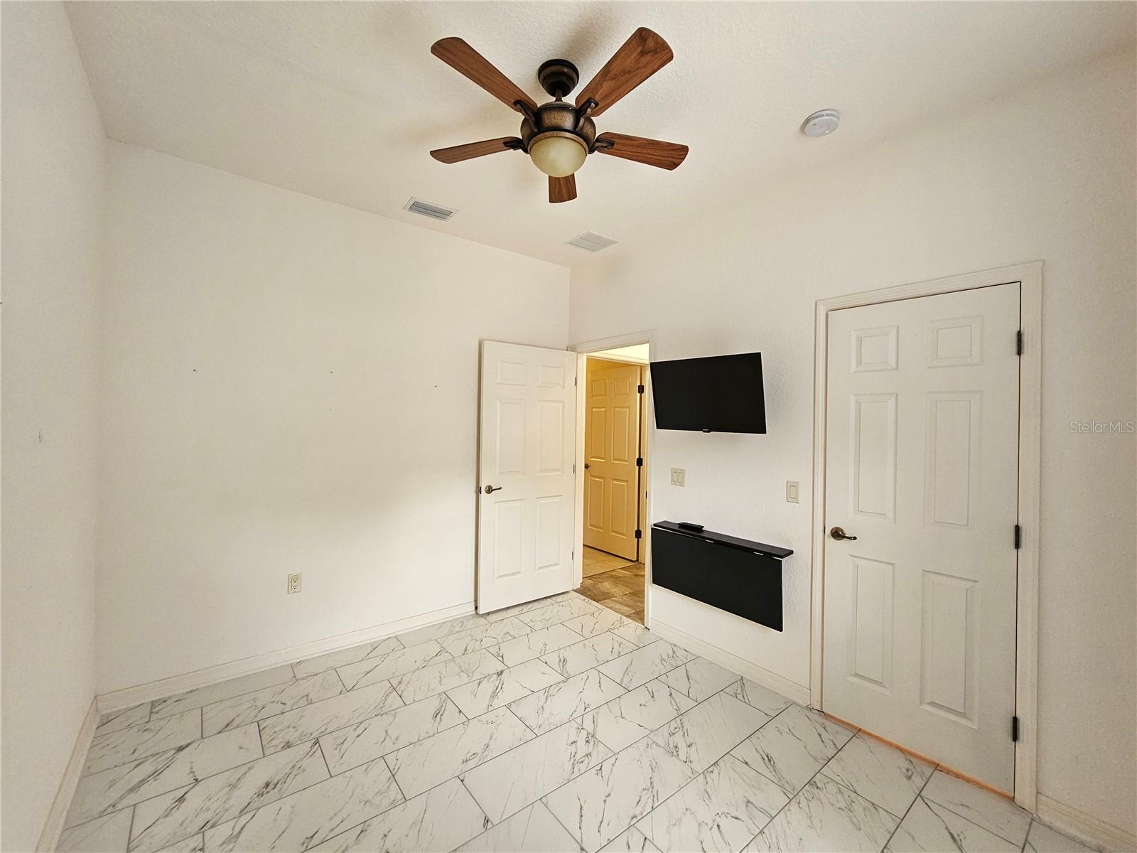 VIENNA SQUARE PH 2A - Residential