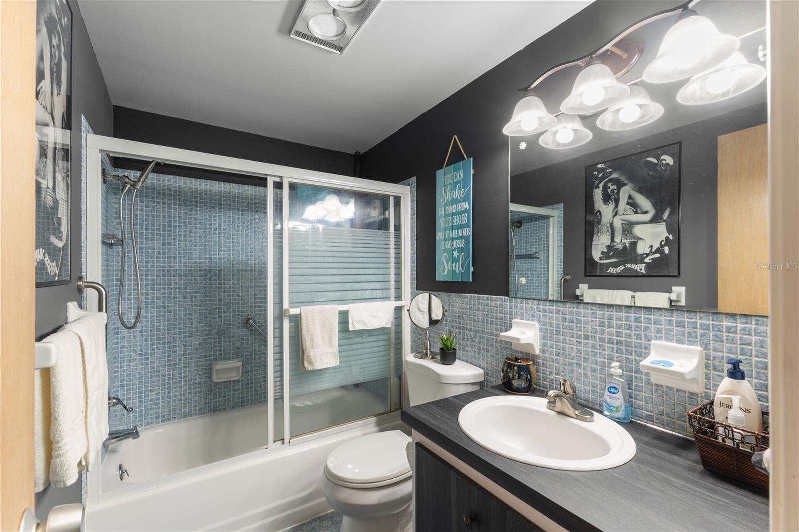 TOWN APTS CONDO - Residential