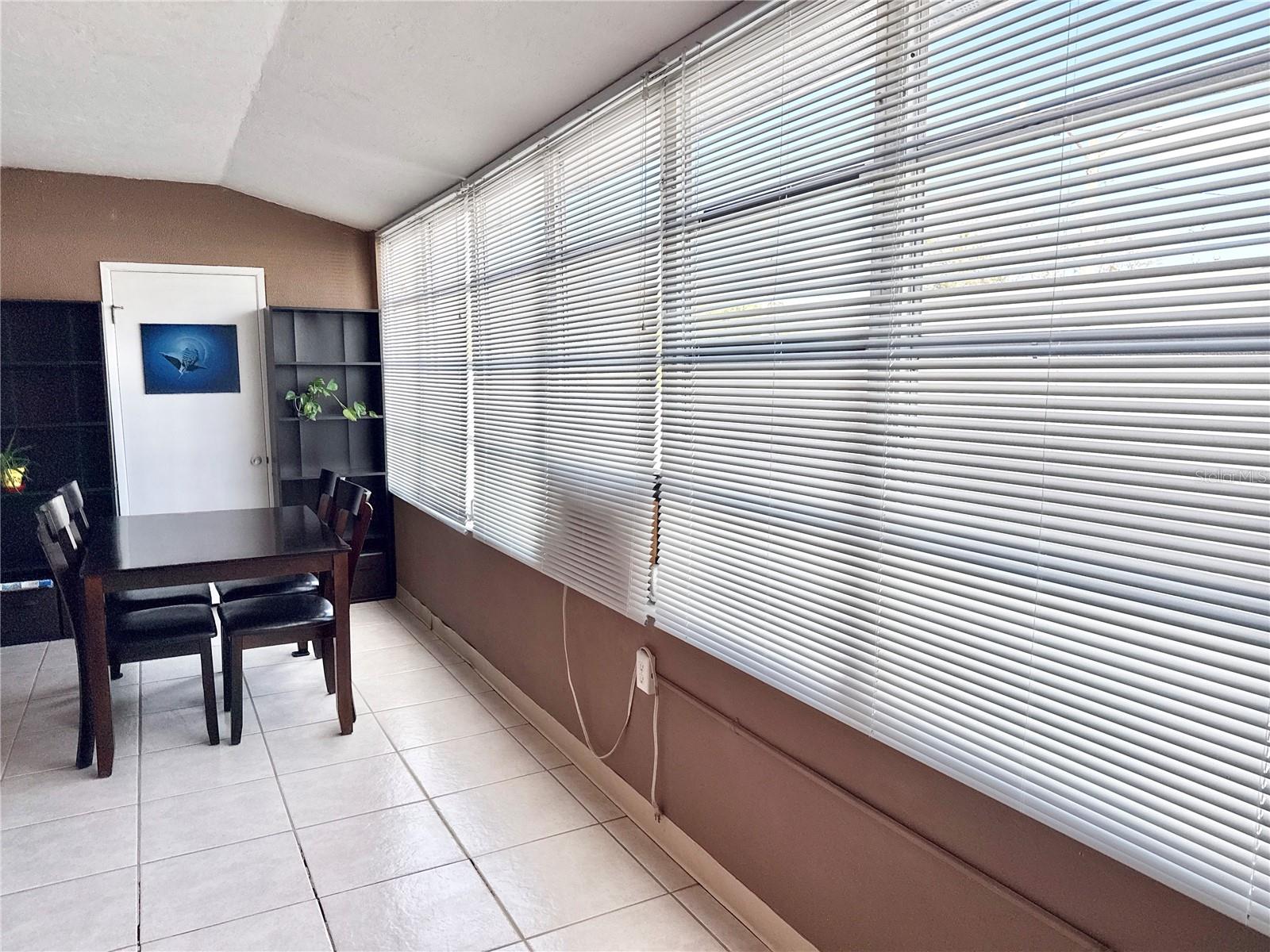 TOWN APTS CONDO - Residential