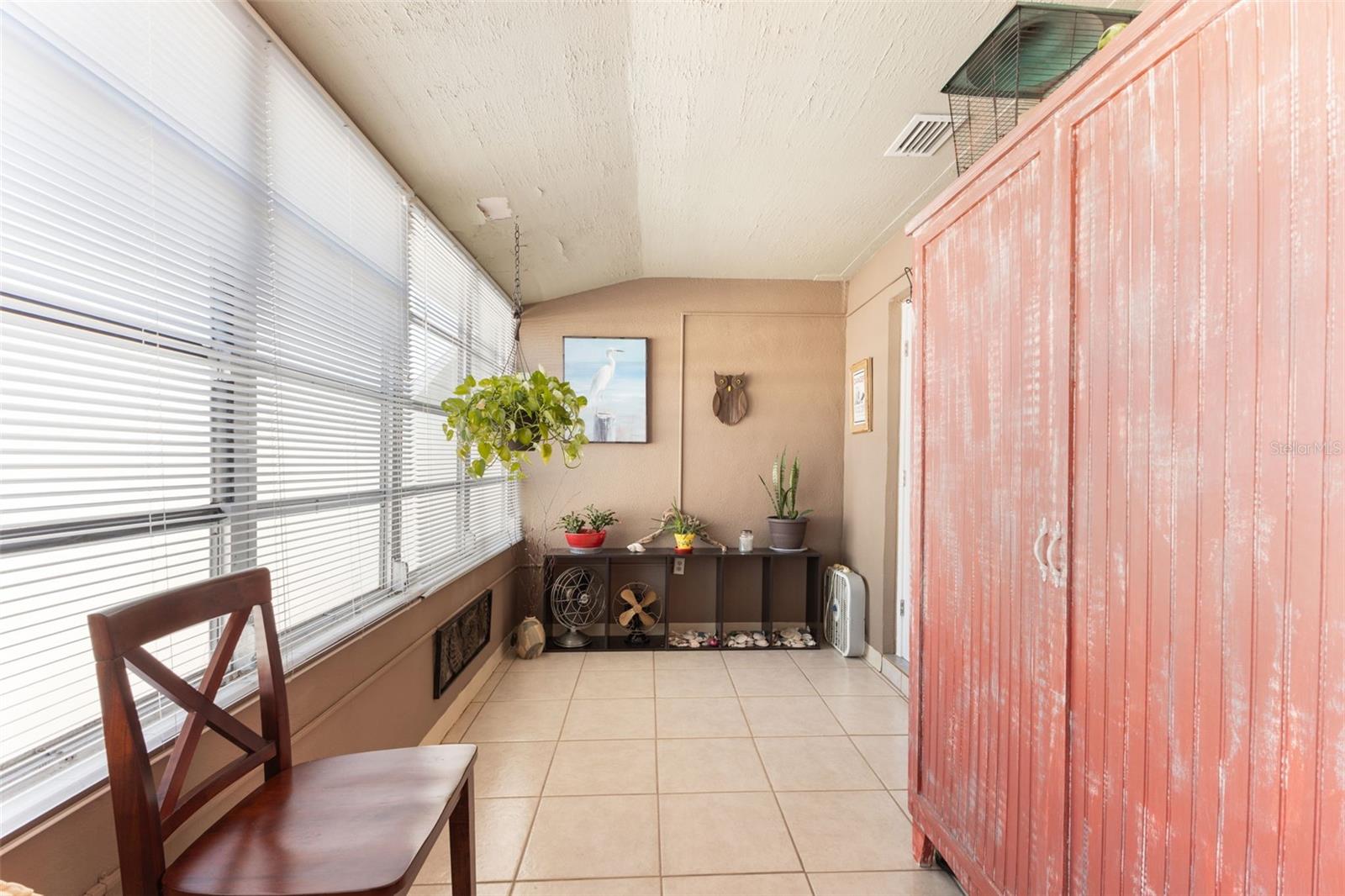 TOWN APTS CONDO - Residential